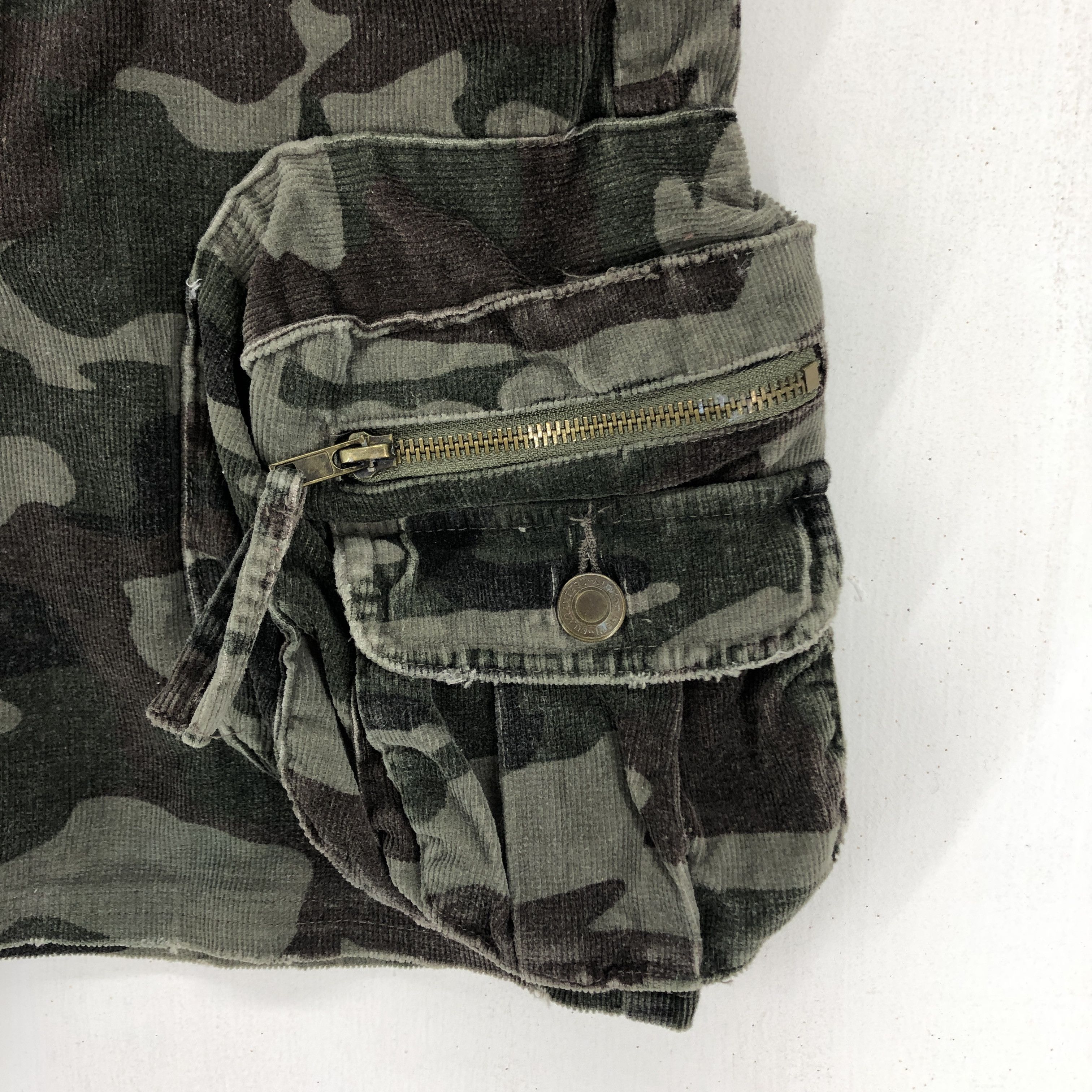 Japanese Brand Army Camouflage Mini Skirt #1734-65 Size 27" / US 4 / IT 40 - 2 Thumbnail