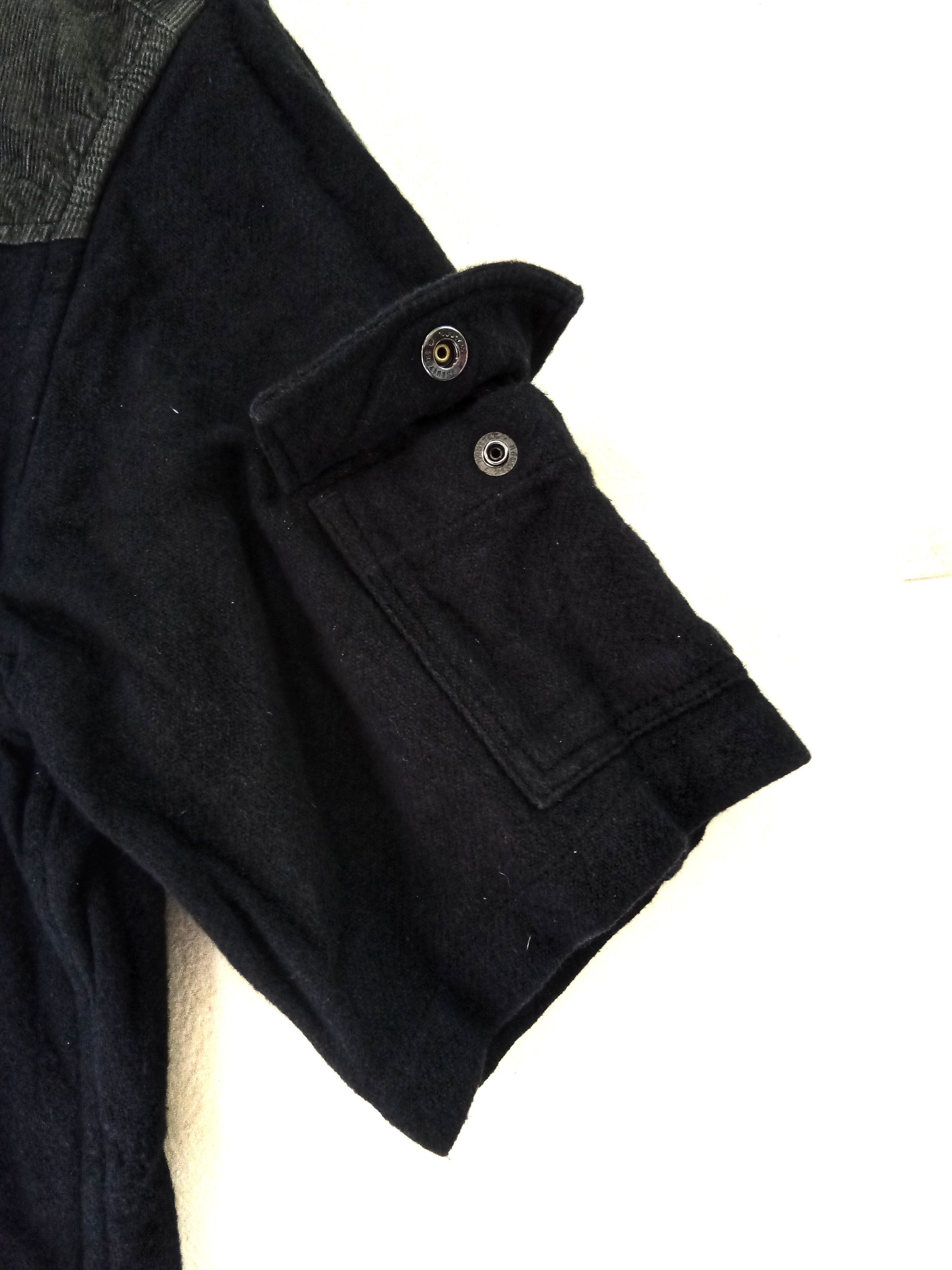 Undercover × Uniqlo Uniqlo X Undercover | size s Size US S / EU 44-46 / 1 - 3 Thumbnail