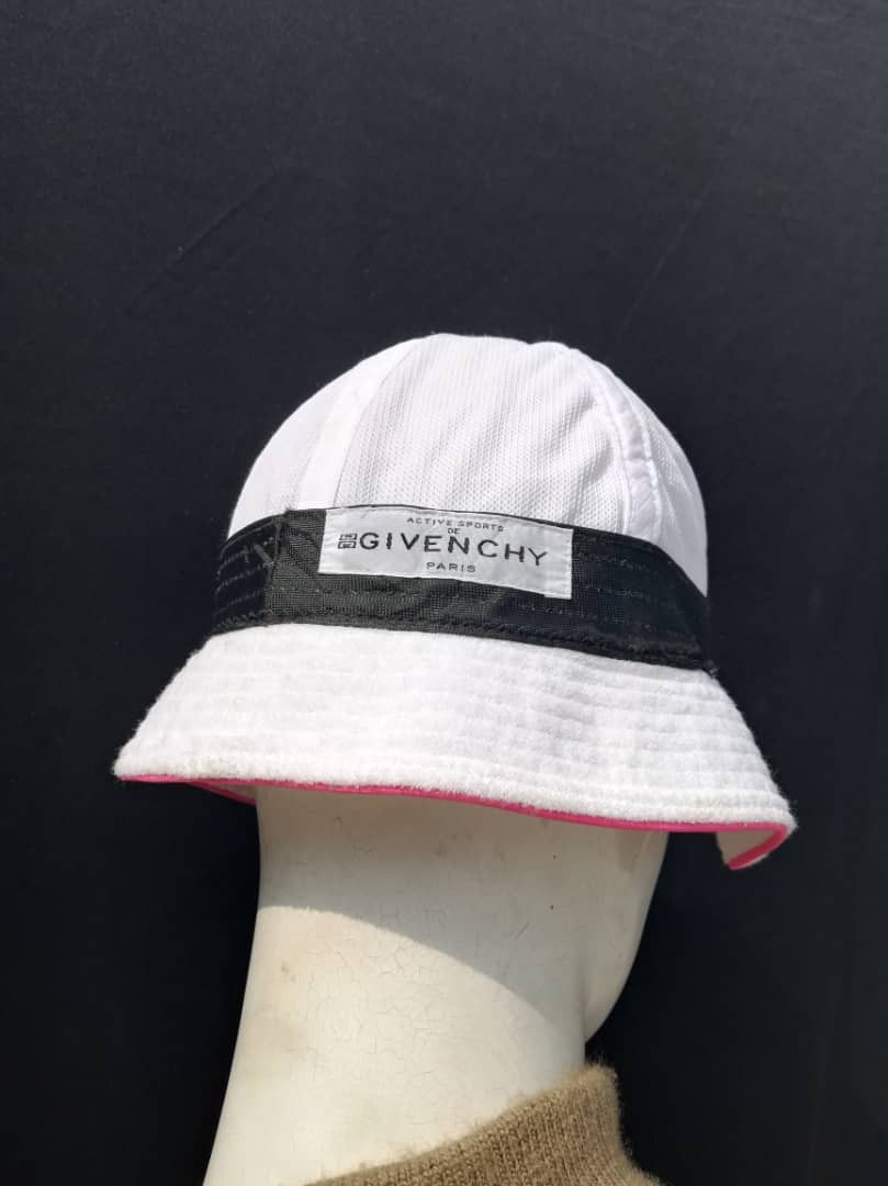 Givenchy Givenchy Paris Bucket Hats Size ONE SIZE - 9 Thumbnail