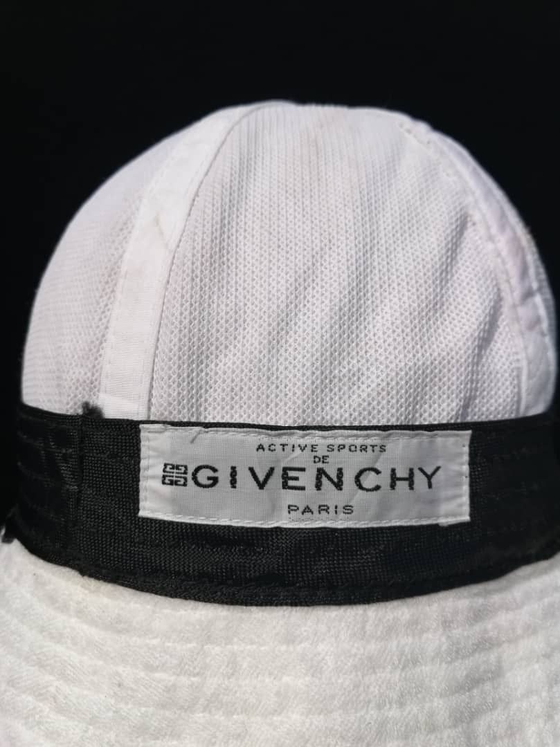 Givenchy Givenchy Paris Bucket Hats Size ONE SIZE - 12 Thumbnail