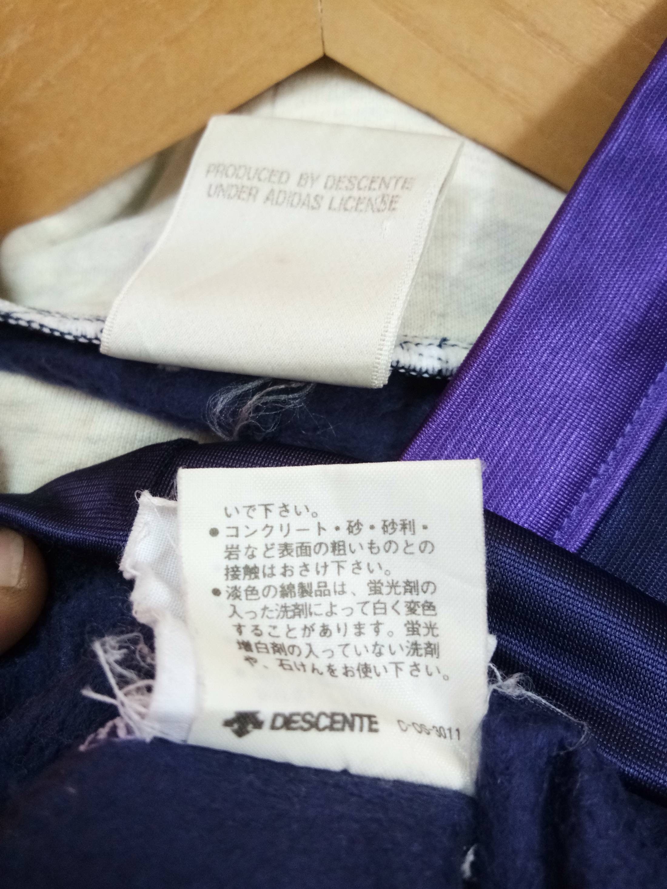 Adidas × Descente VINTAGE 90s ADIDAS BIG LOGO SWEATSHIRTS L SIZE Size US L / EU 52-54 / 3 - 6 Thumbnail