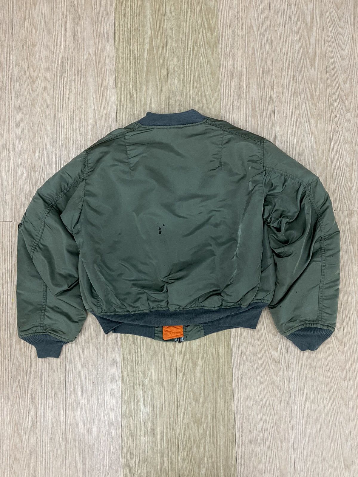 Alpha Industries Vintage distress Alpha Industries MA-1 bomber jacket Size US L / EU 52-54 / 3 - 2 Thumbnail