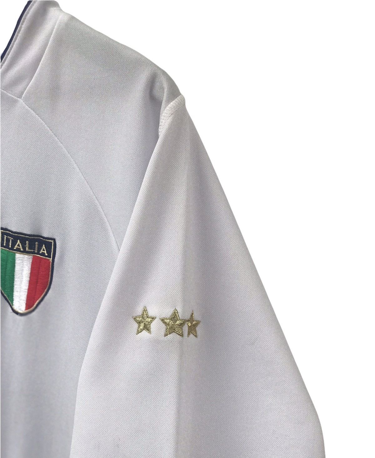 Vintage Roberto Baggio Euro Jersey Away Size US L / EU 52-54 / 3 - 5 Thumbnail