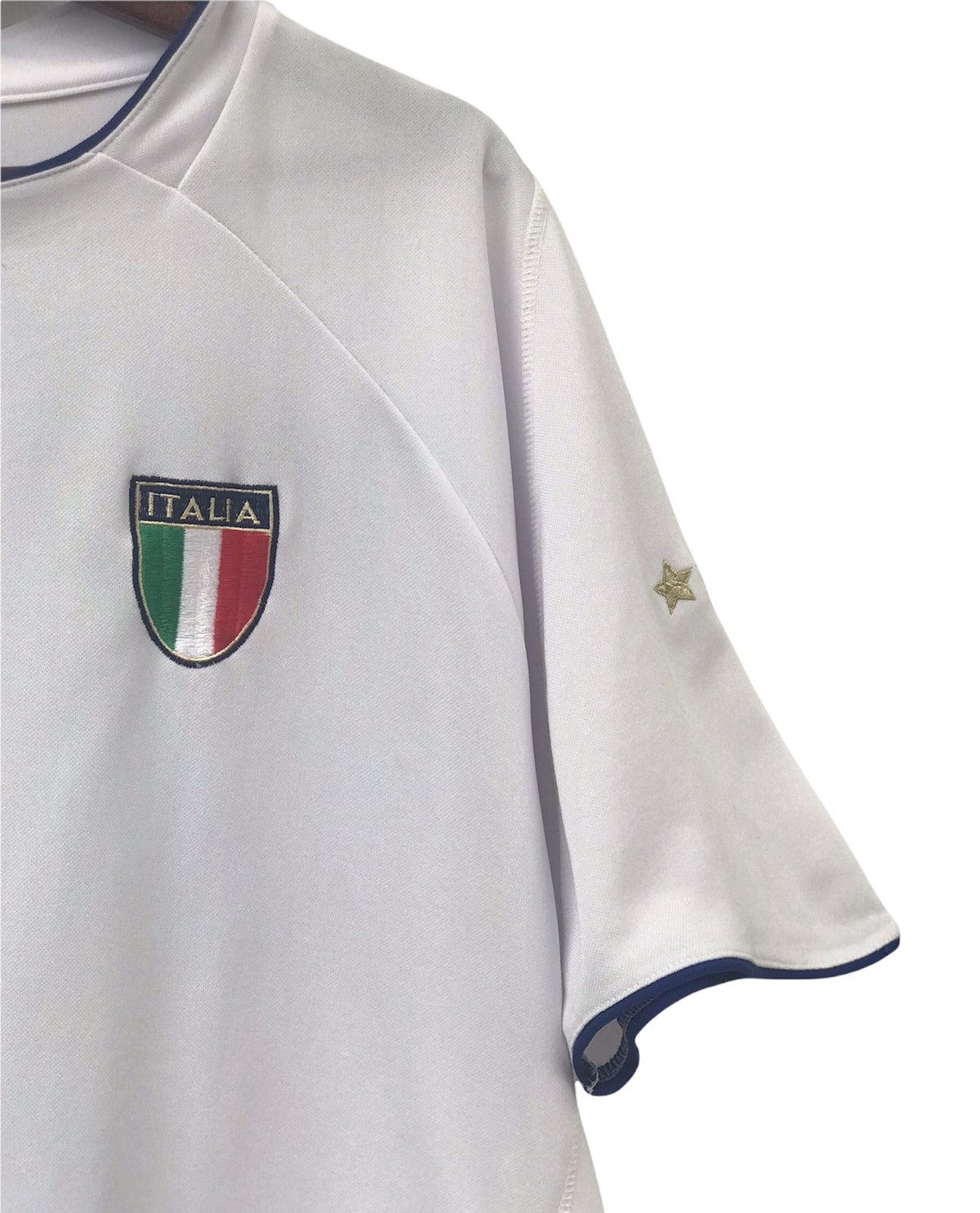 Vintage Roberto Baggio Euro Jersey Away Size US L / EU 52-54 / 3 - 4 Thumbnail