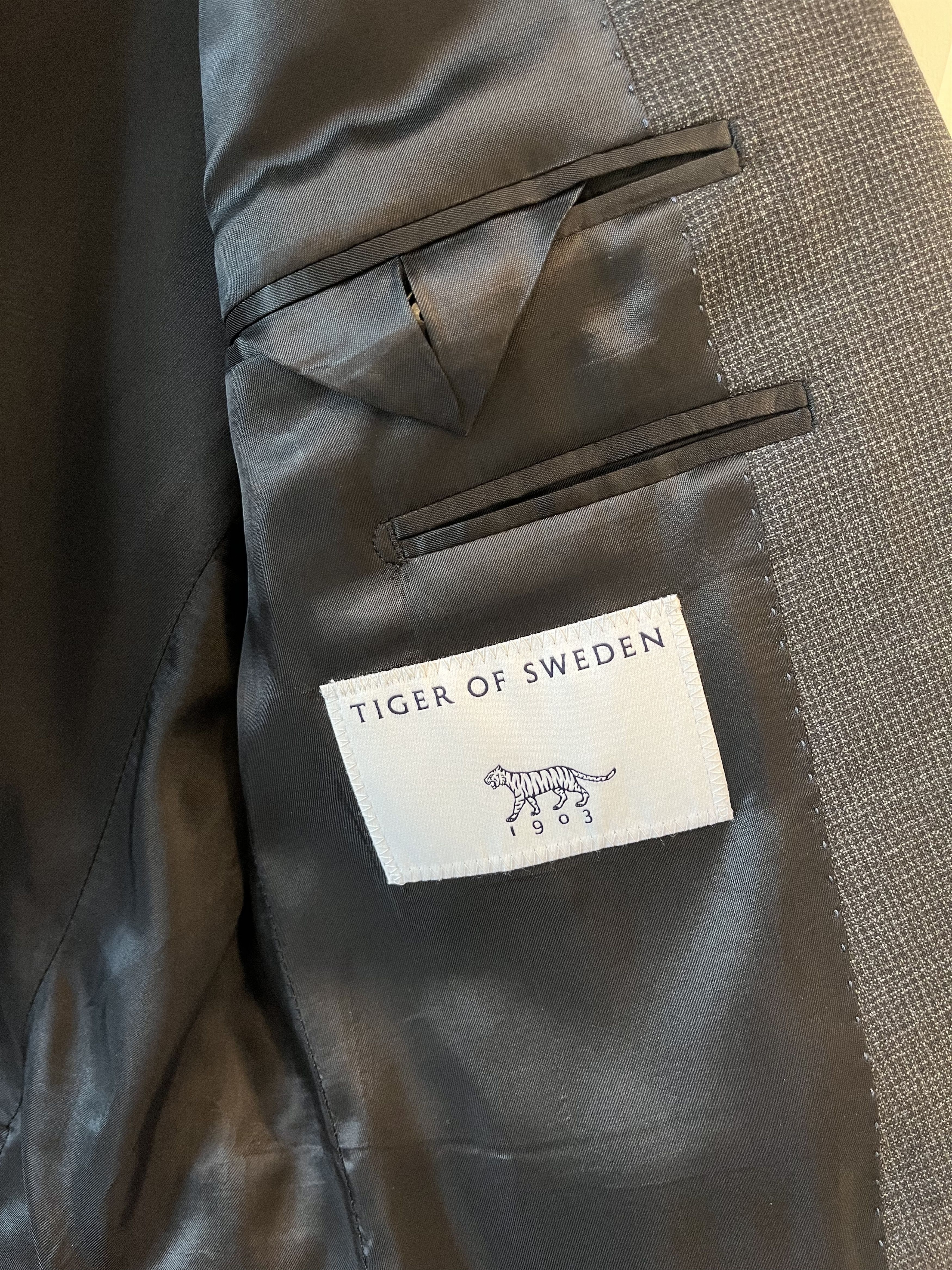 Tiger of Sweden Tiger of Sweden Blazer Size 36R - 3 Thumbnail