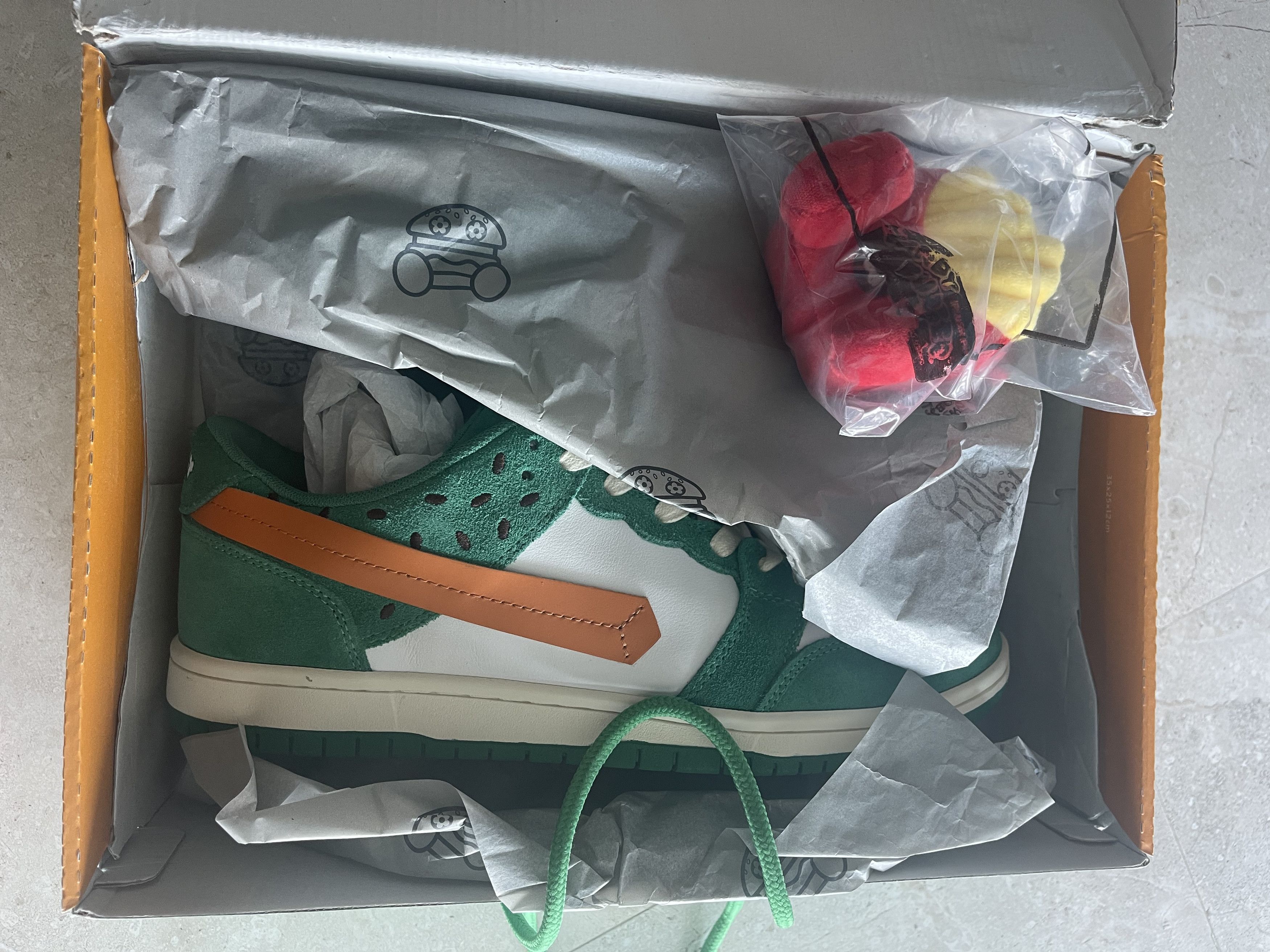 Vandy The Pink Vandy the Pink Veggie Burger Shoes Green Suede Size US 12 / EU 45 - 8 Thumbnail