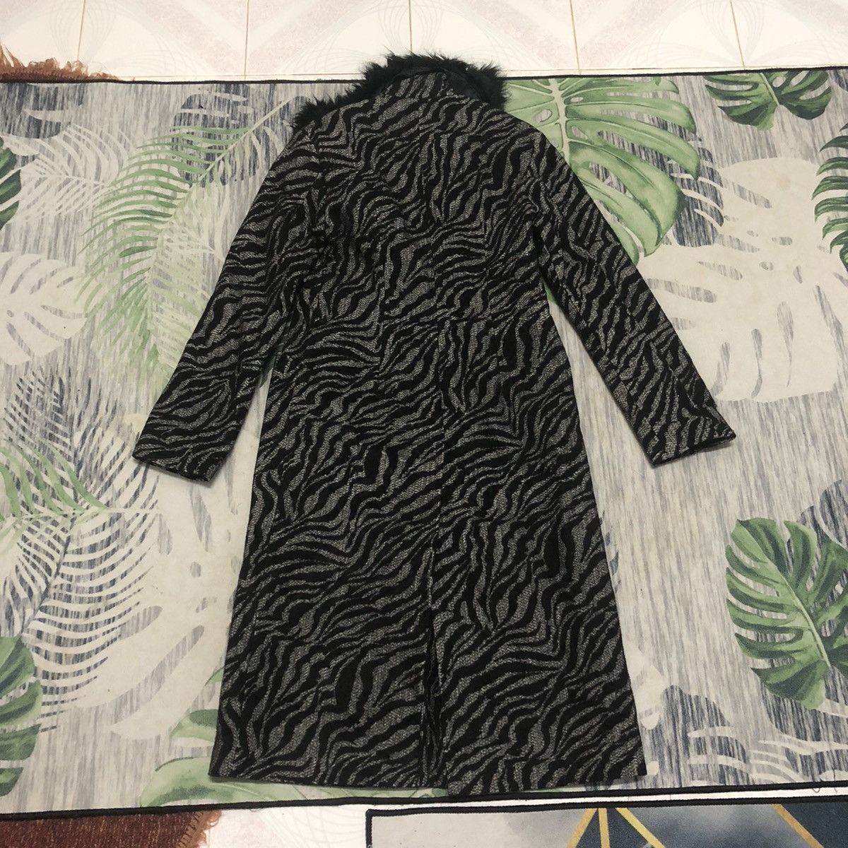 If Six Was Nine × Japanese Brand × Le Grande Bleu (L.G.B.) Marginal Glamour Long Jacket Size US S / EU 44-46 / 1 - 11 Thumbnail