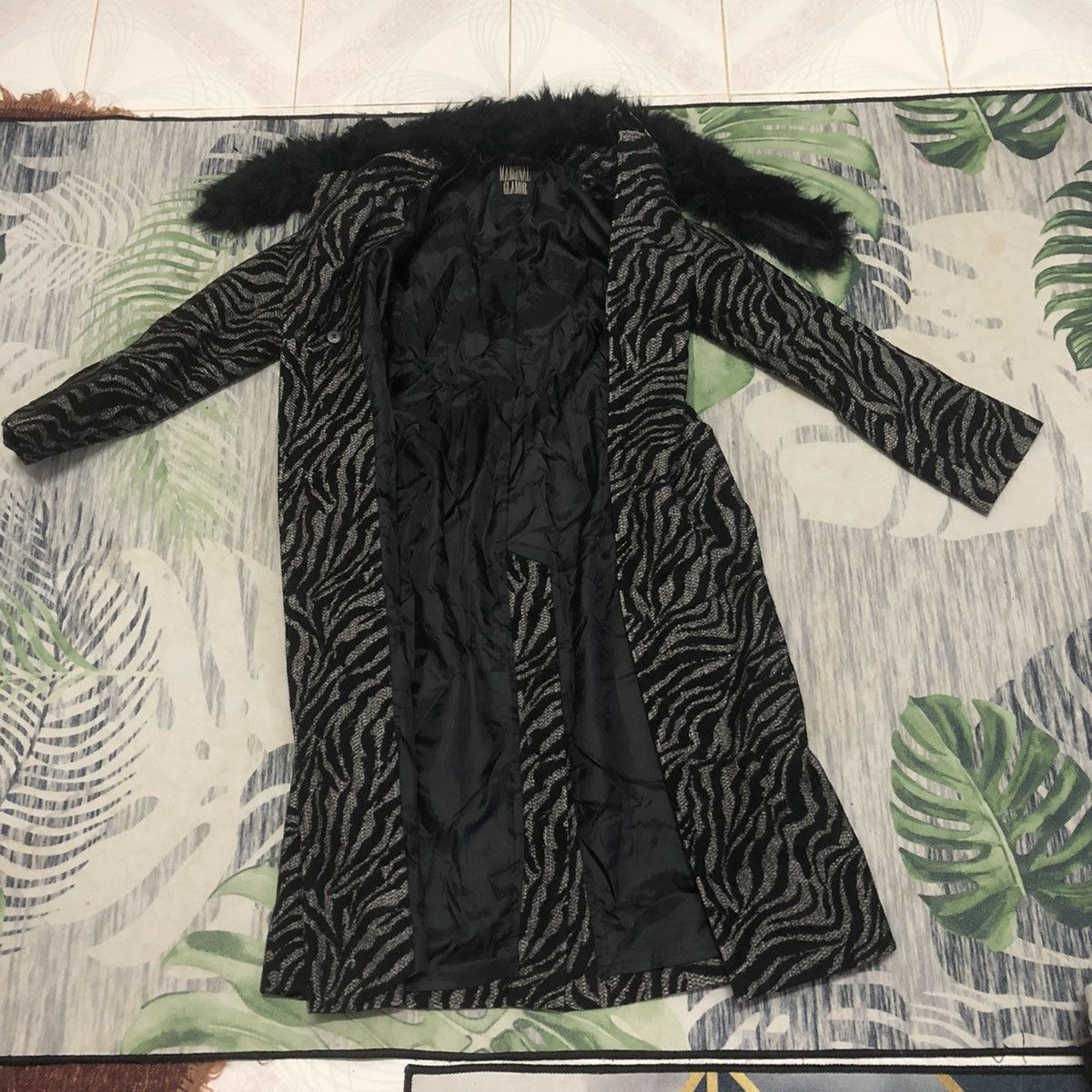 If Six Was Nine × Japanese Brand × Le Grande Bleu (L.G.B.) Marginal Glamour Long Jacket Size US S / EU 44-46 / 1 - 7 Thumbnail