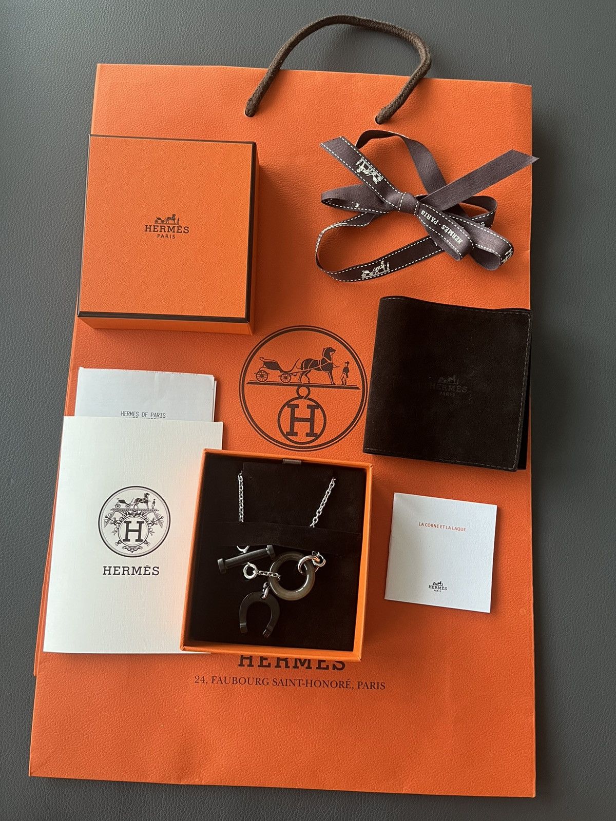 Hermes Super Runway Limited Edition Horn Lacquer Necklace Brand New Size ONE SIZE - 7 Thumbnail
