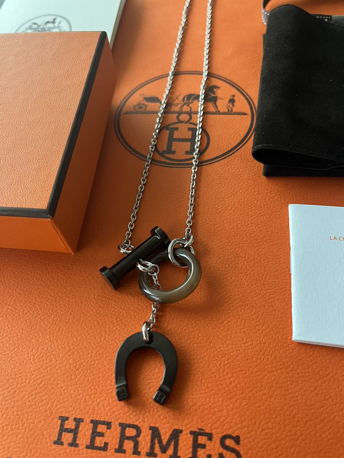 Hermes Super Runway Limited Edition Horn Lacquer Necklace Brand New Size ONE SIZE - 2 Thumbnail