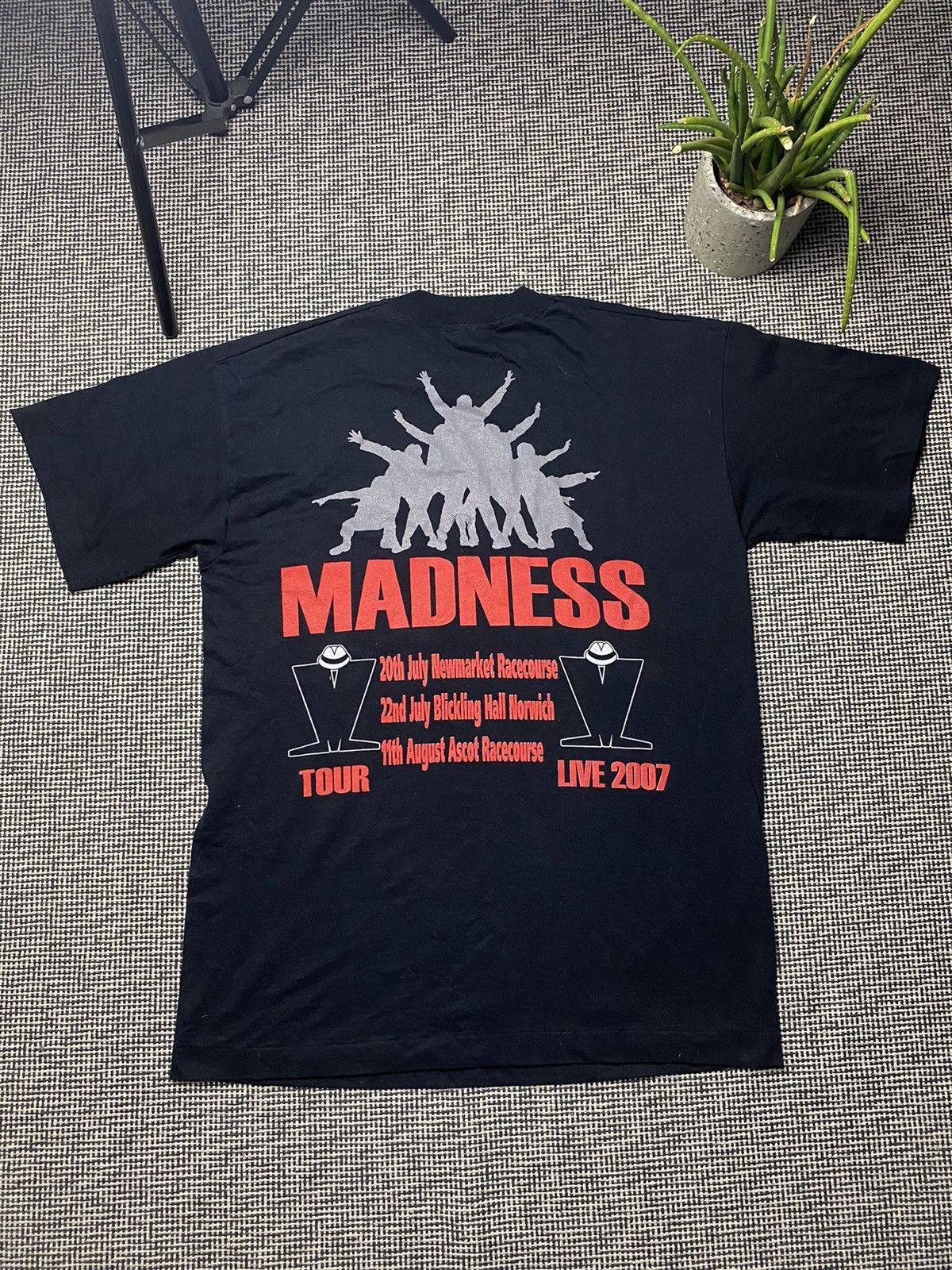 Madness × Vintage Rare vintage Madness tour 2007 T-shirt y2k Size US M / EU 48-50 / 2 - 4 Thumbnail