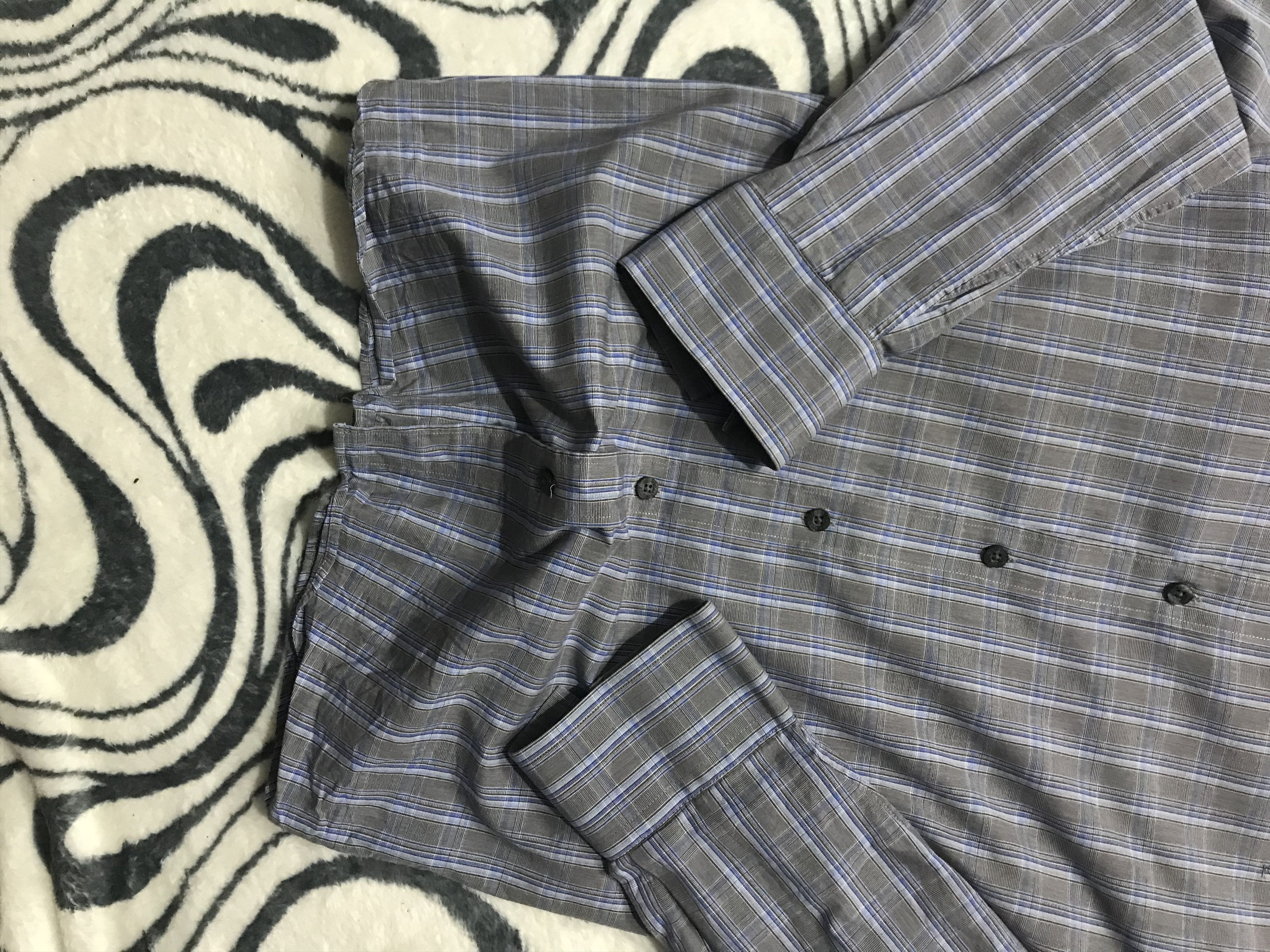 Yves Saint Laurent Yves Saint Laurent YSL men's long sleeve shirt Size US XL / EU 56 / 4 - 3 Thumbnail