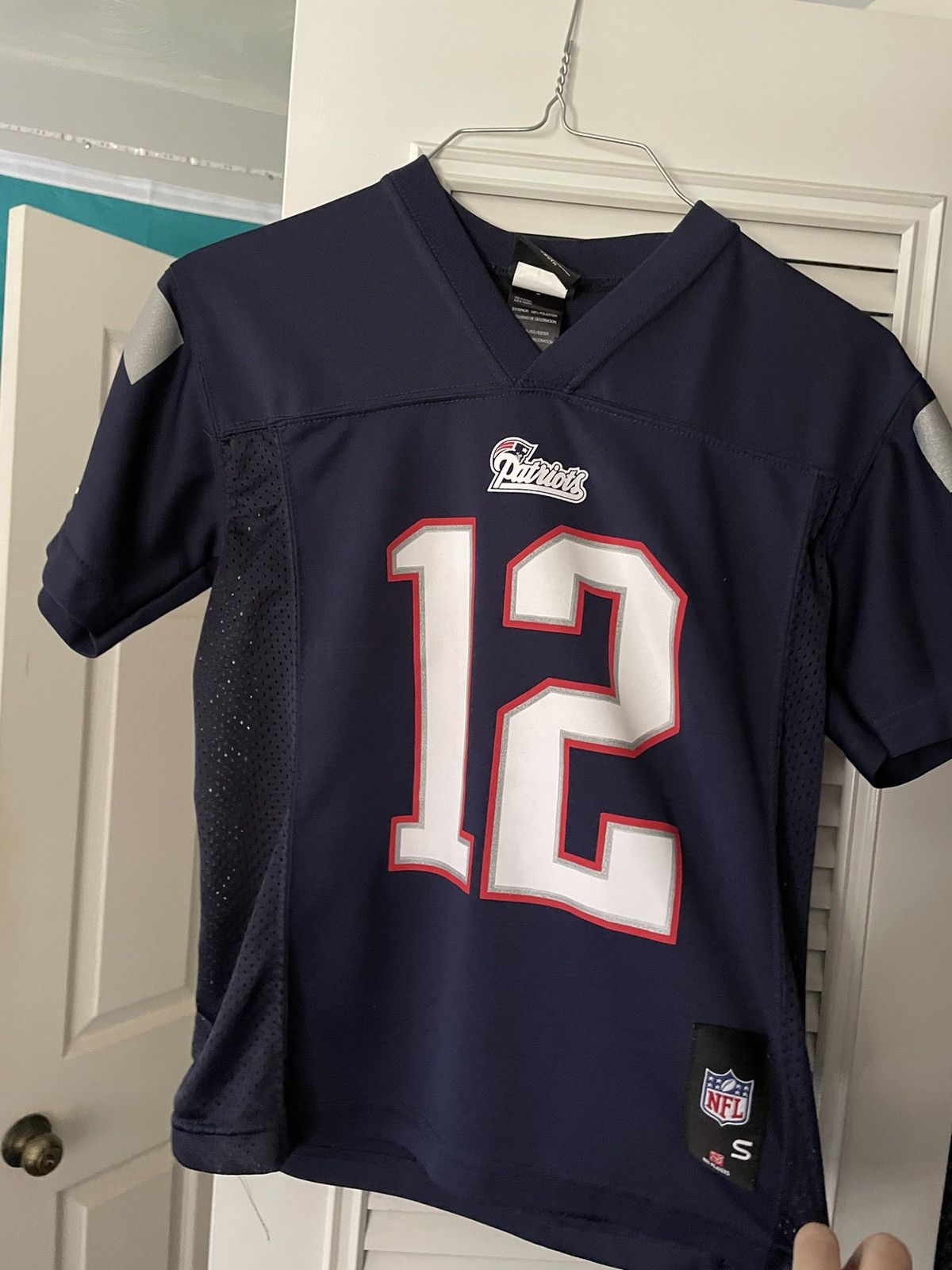 NFL Youth Small Tom Brady Jersey Size US XXS / EU 40 - 1 Thumbnail