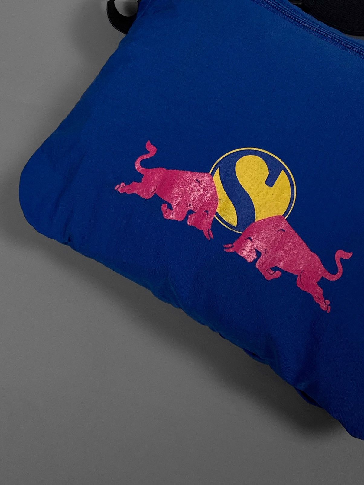 Vintage Racing Jacket F1 Red Bull Sauber Petronas