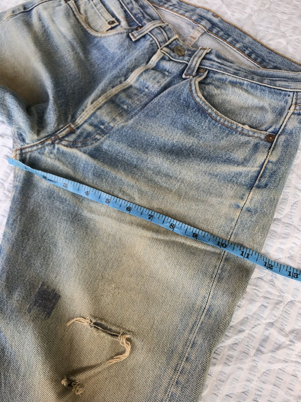 Levi's Vintage Clothing (A184). VINTAGE LEVIS DISTRESSED DENIM Size US 29 - 11 Thumbnail