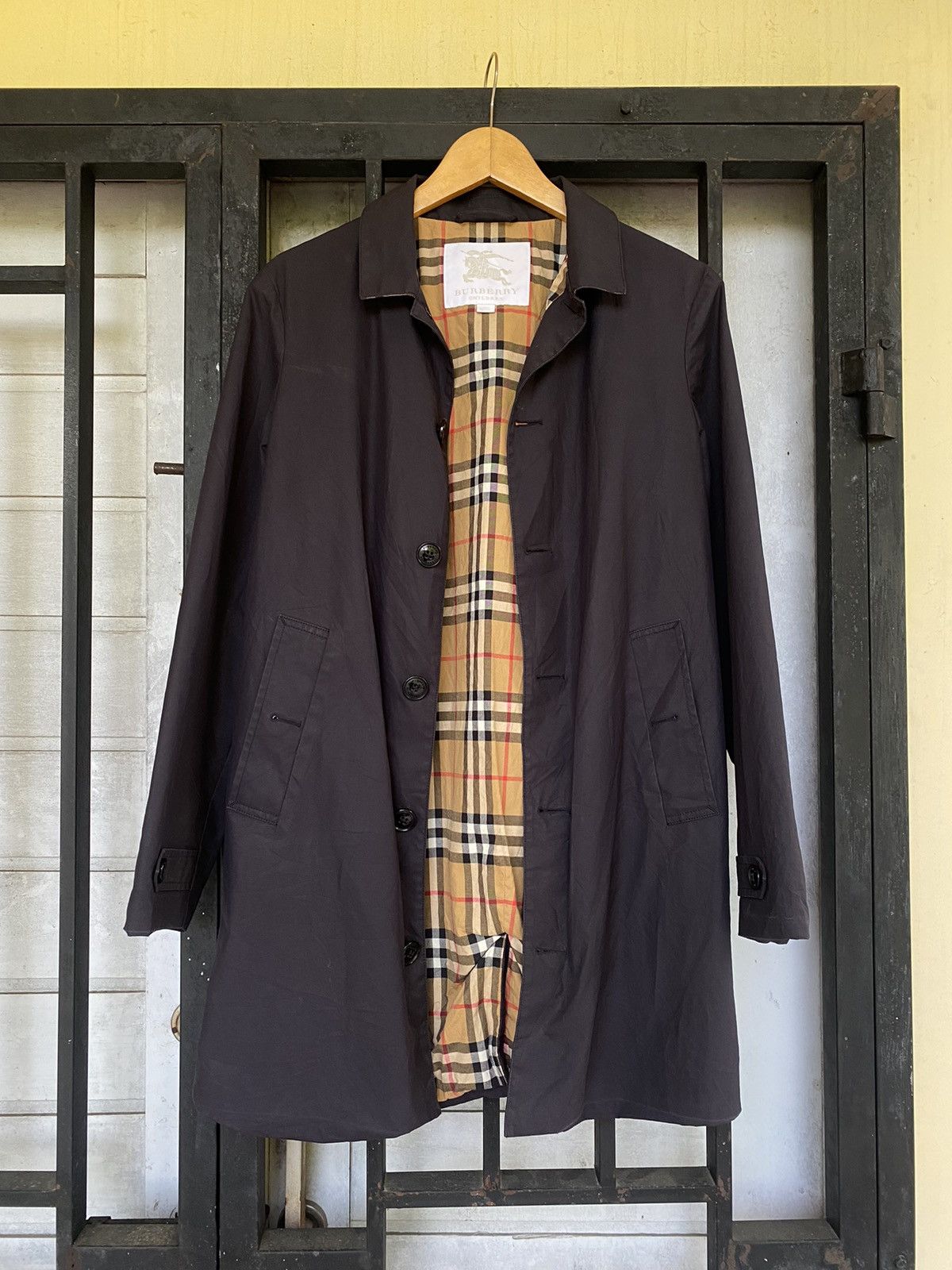 Burberry 💸BINDINGOFFER💸Burberry Coat Jacket Size S / US 4 / IT 40 - 1 Thumbnail