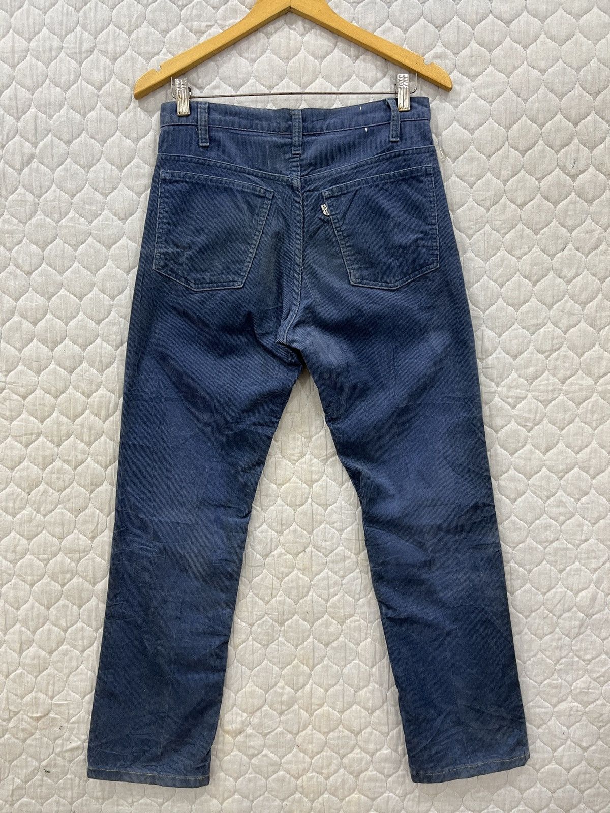 Levi's (Oo). VINTAGE LEVIS CORDUROY PANTS Size US 30 / EU 46 - 2 Thumbnail