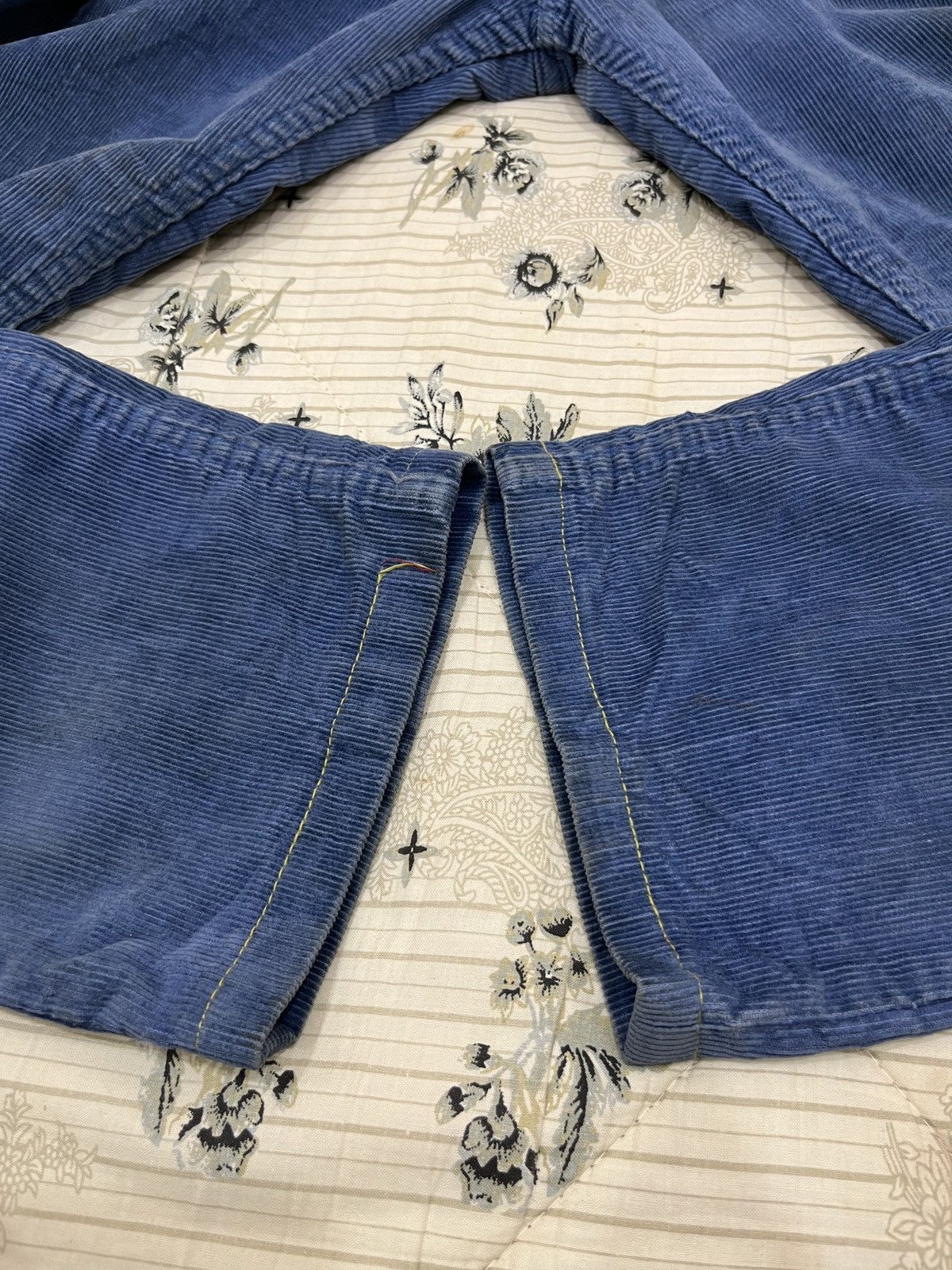 Levi's (Oo). VINTAGE LEVIS CORDUROY PANTS Size US 30 / EU 46 - 12 Thumbnail