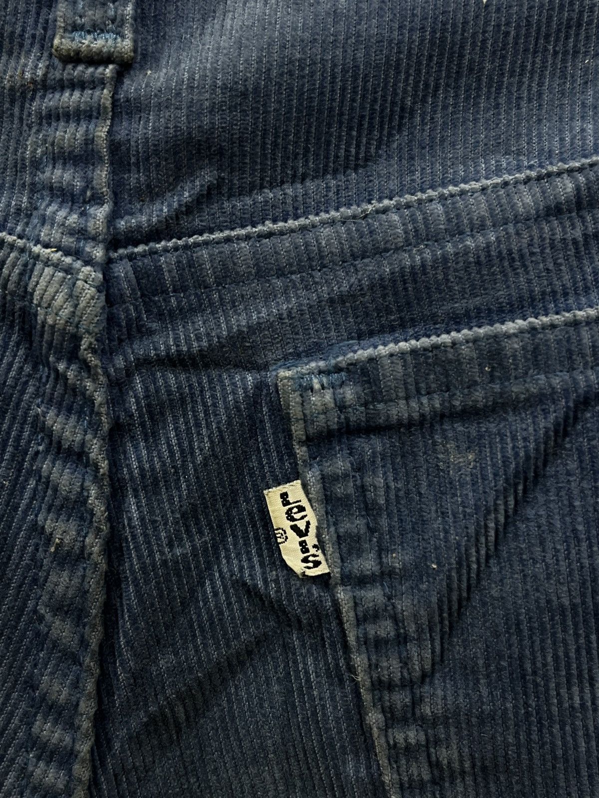 Levi's (Oo). VINTAGE LEVIS CORDUROY PANTS Size US 30 / EU 46 - 4 Thumbnail