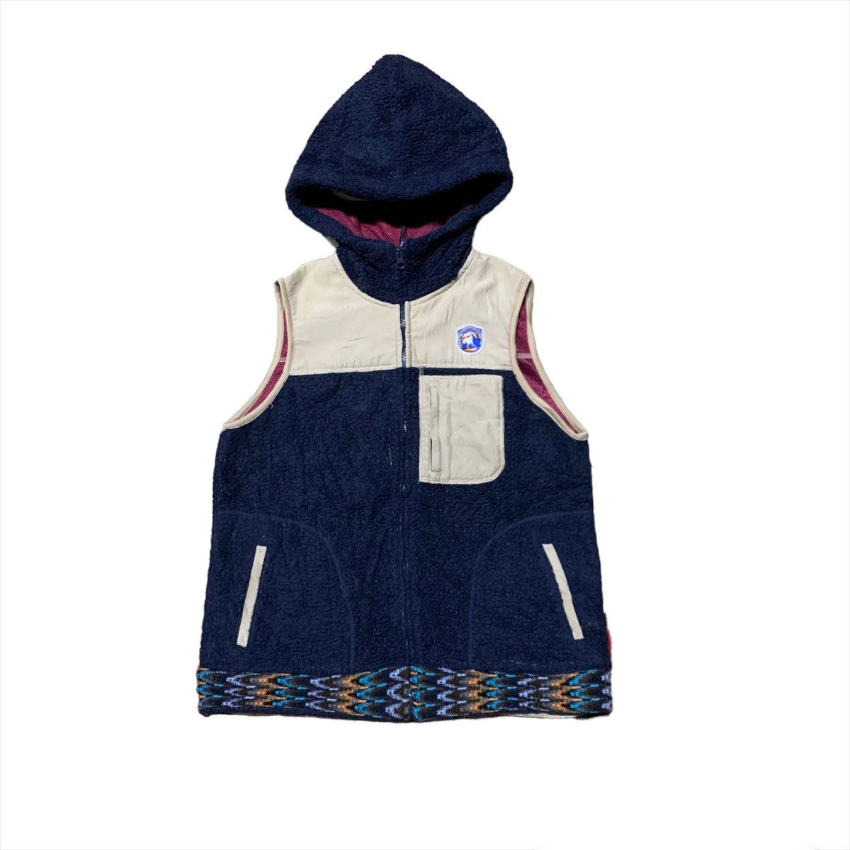 Titicaca Native Fleece Hooded Sleveless Sweater