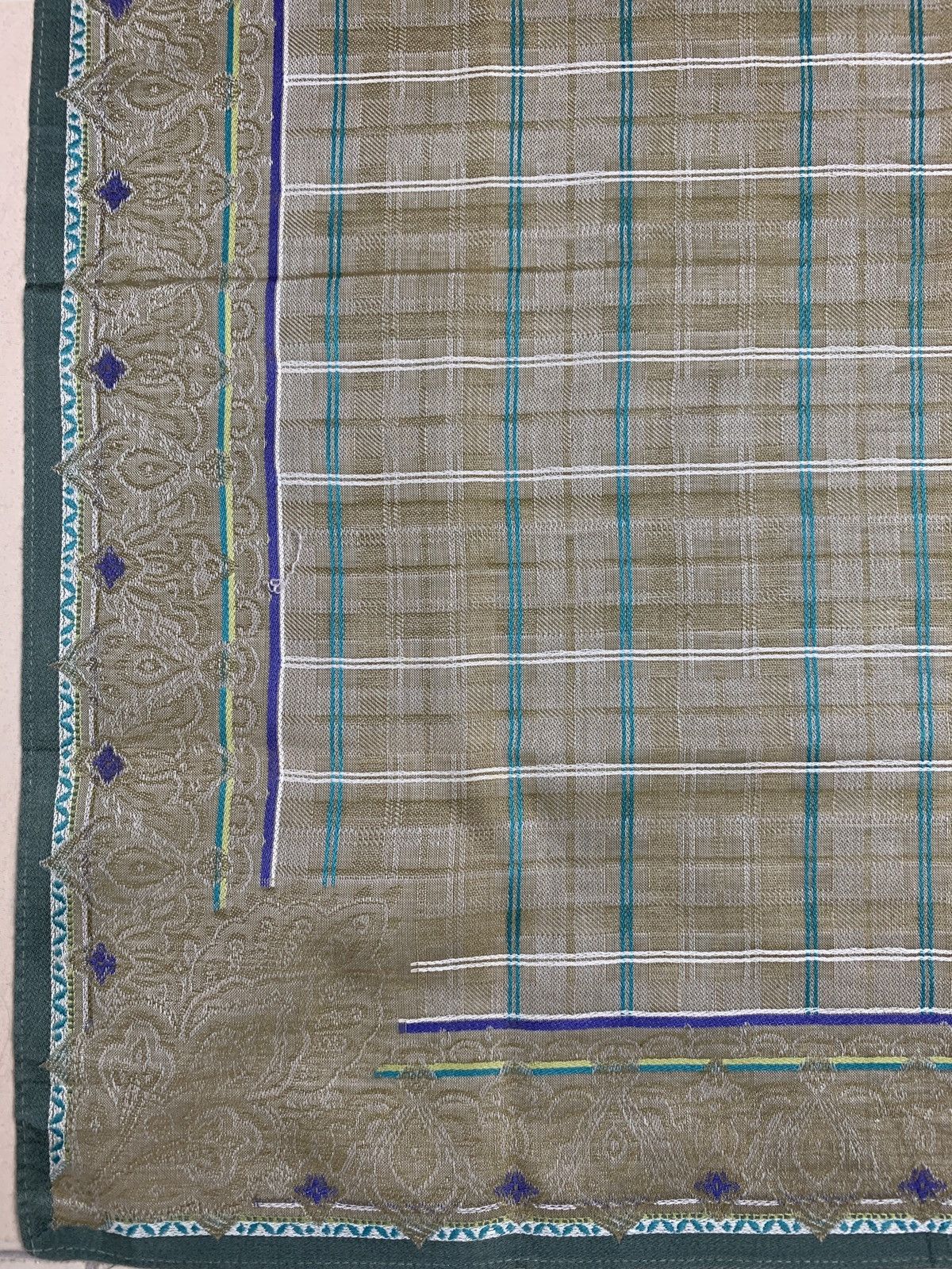 Yves Saint Laurent Yves Saint Laurent Handkerchief Pocketsquares Size ONE SIZE - 7 Thumbnail