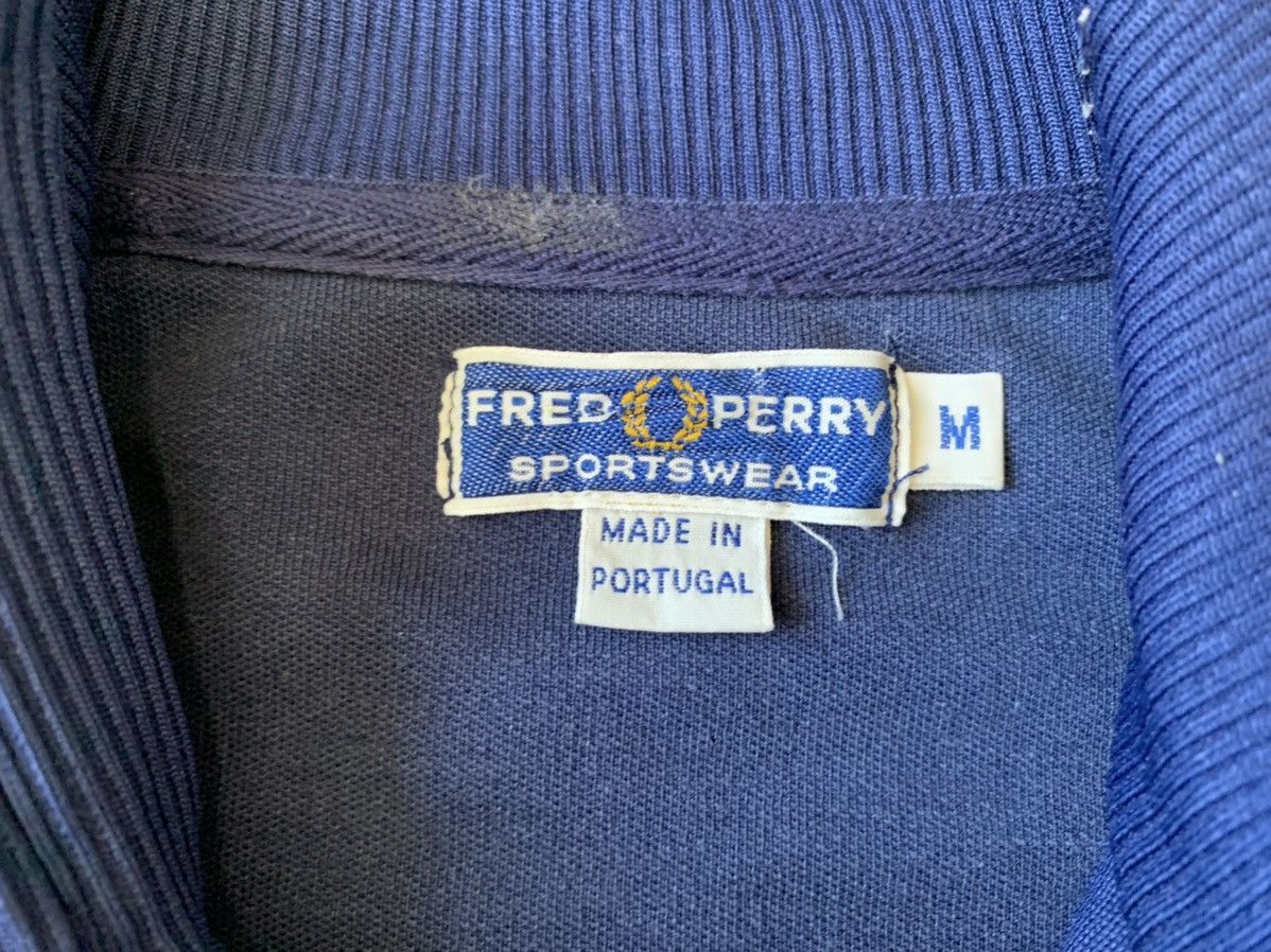 Fred Perry × Streetwear × Vintage Fred Perry Navy Track Jacket Made in Portugal Stripe Medium Size US M / EU 48-50 / 2 - 6 Thumbnail