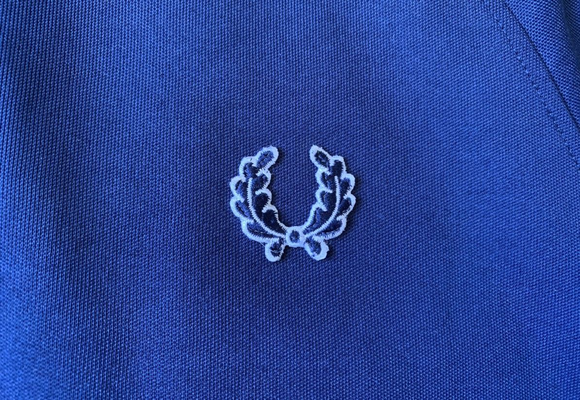 Fred Perry × Streetwear × Vintage Fred Perry Navy Track Jacket Made in Portugal Stripe Medium Size US M / EU 48-50 / 2 - 7 Thumbnail