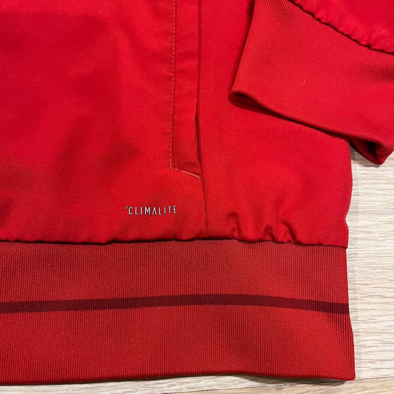 Adidas BENFICA ADIDAS 2018/2019 FOOTBALL TRAINING JACKET SIZE “L” Size US L / EU 52-54 / 3 - 4 Thumbnail