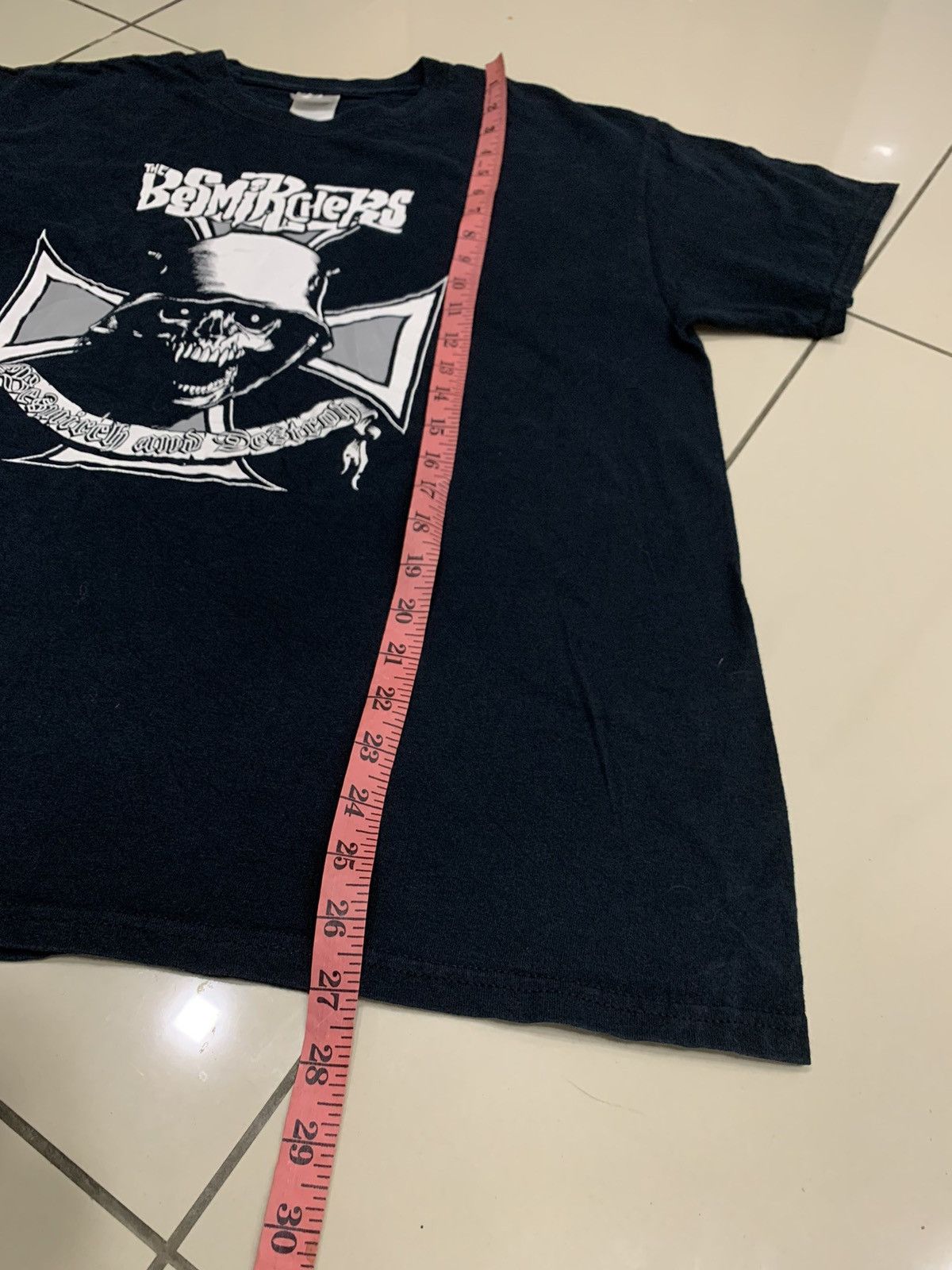 Band Tees THE BESMIRCHERS BESMIRCH AND DESTROY 2007 ALBUM SHIRT Size US L / EU 52-54 / 3 - 3 Thumbnail