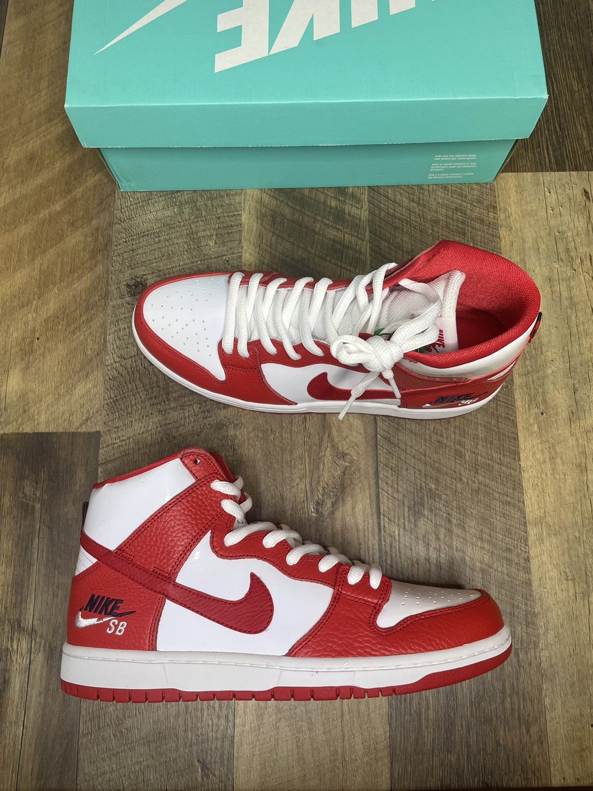 nike sb dunk high future court red