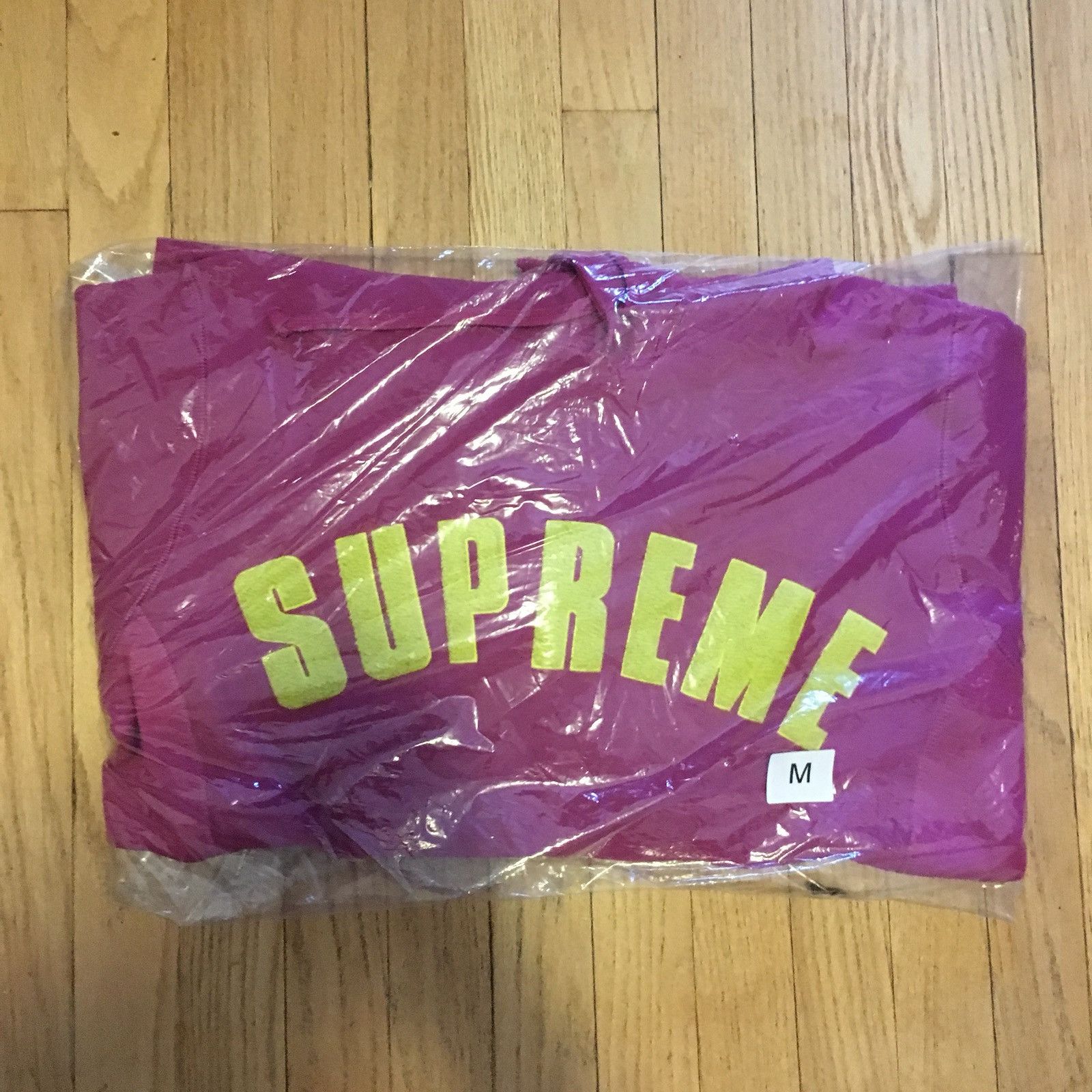 Supreme CHENILLE ARC LOGO HOODIE SS 17 DS Size US M / EU 48-50 / 2 - 2 Thumbnail