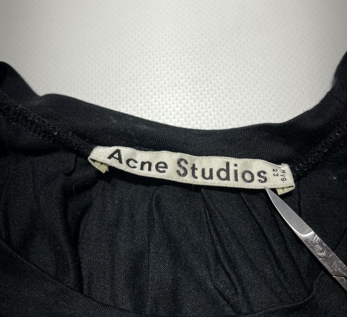 Acne Studios Acne Studios Bosa Tencel PSS14 T-shirt Size S / US 4 / IT 40 - 5 Thumbnail