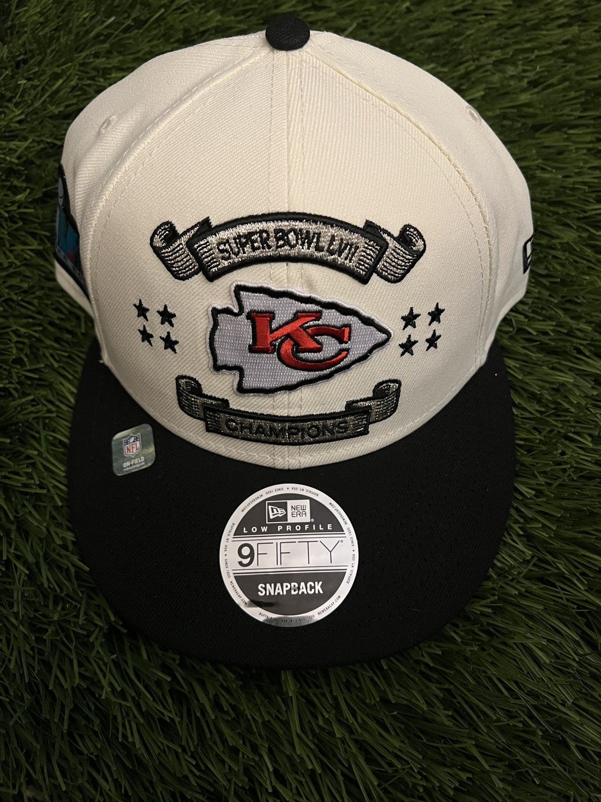 New Era Super Bowl LVII Kansas City Chiefs Champions Hat Size ONE SIZE - 1 Thumbnail