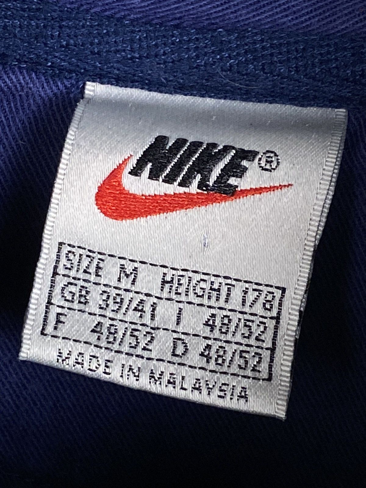 Nike × Vintage Vintage Nike Spellout Zip Top with Large Logo Back Size US M / EU 48-50 / 2 - 6 Thumbnail
