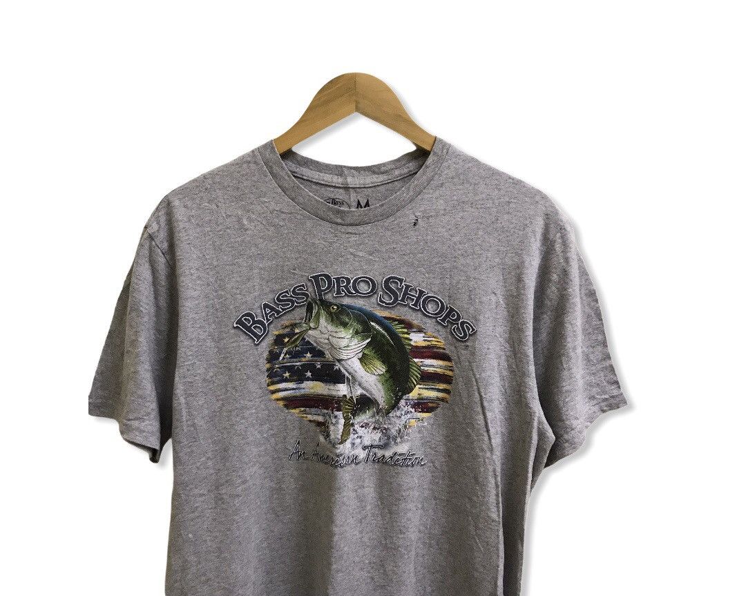 Japanese Brand Bass pro shops distressed tshirt Size US M / EU 48-50 / 2 - 3 Thumbnail