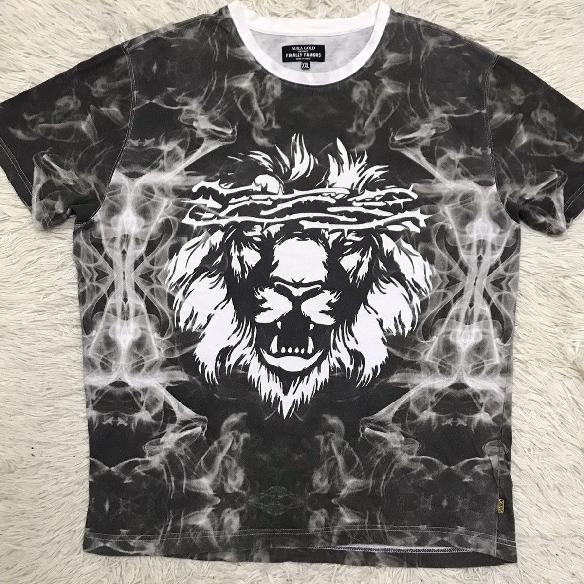 Japanese Brand Aura gold presents finaly famous Tshirt Size US XL / EU 56 / 4 - 8 Thumbnail
