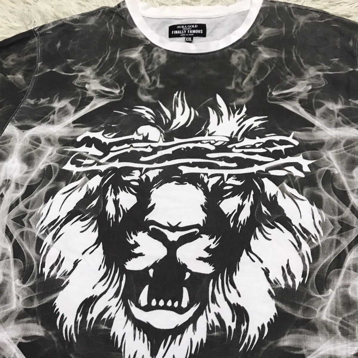 Japanese Brand Aura gold presents finaly famous Tshirt Size US XL / EU 56 / 4 - 11 Thumbnail