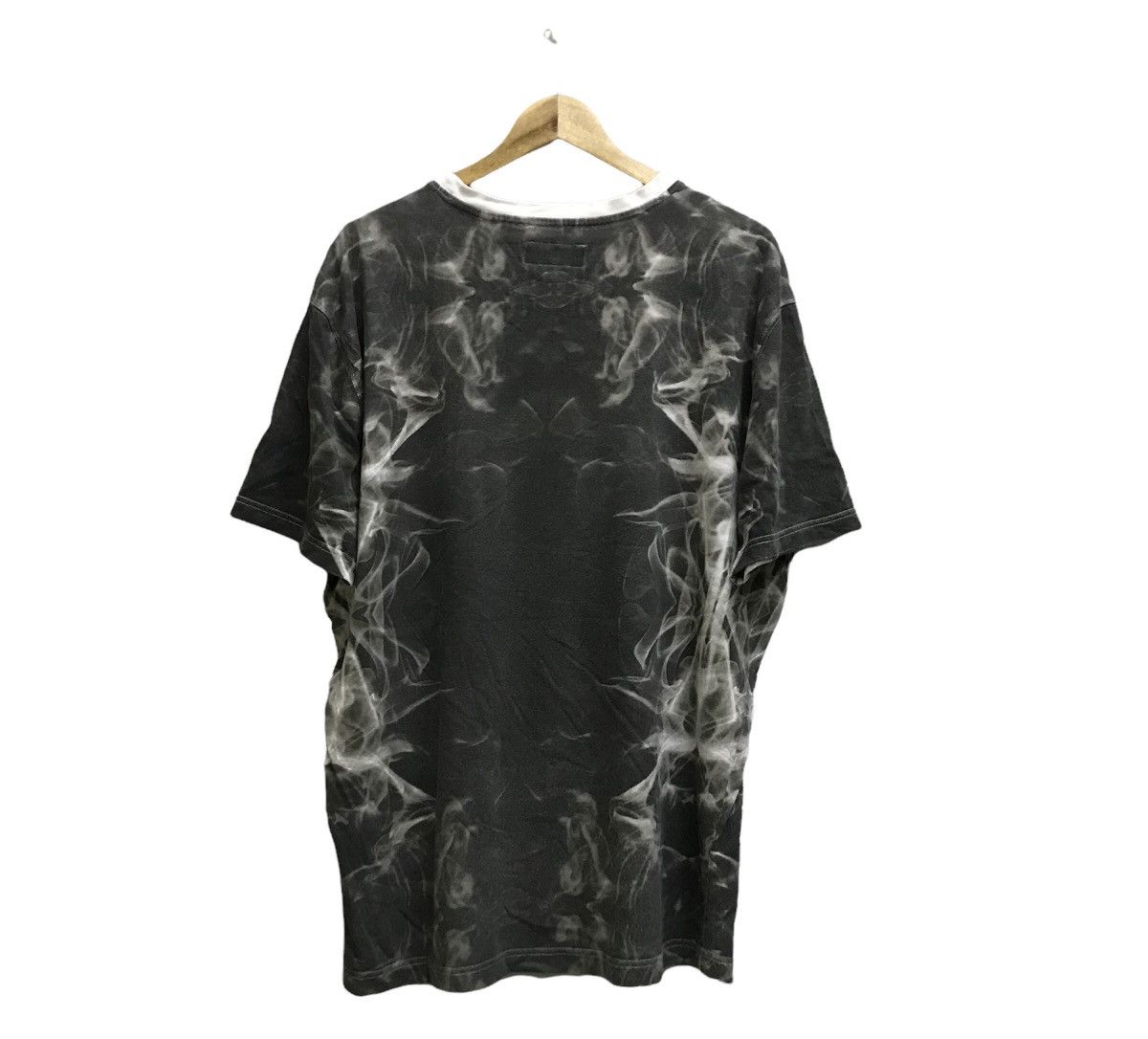Japanese Brand Aura gold presents finaly famous Tshirt Size US XL / EU 56 / 4 - 2 Thumbnail