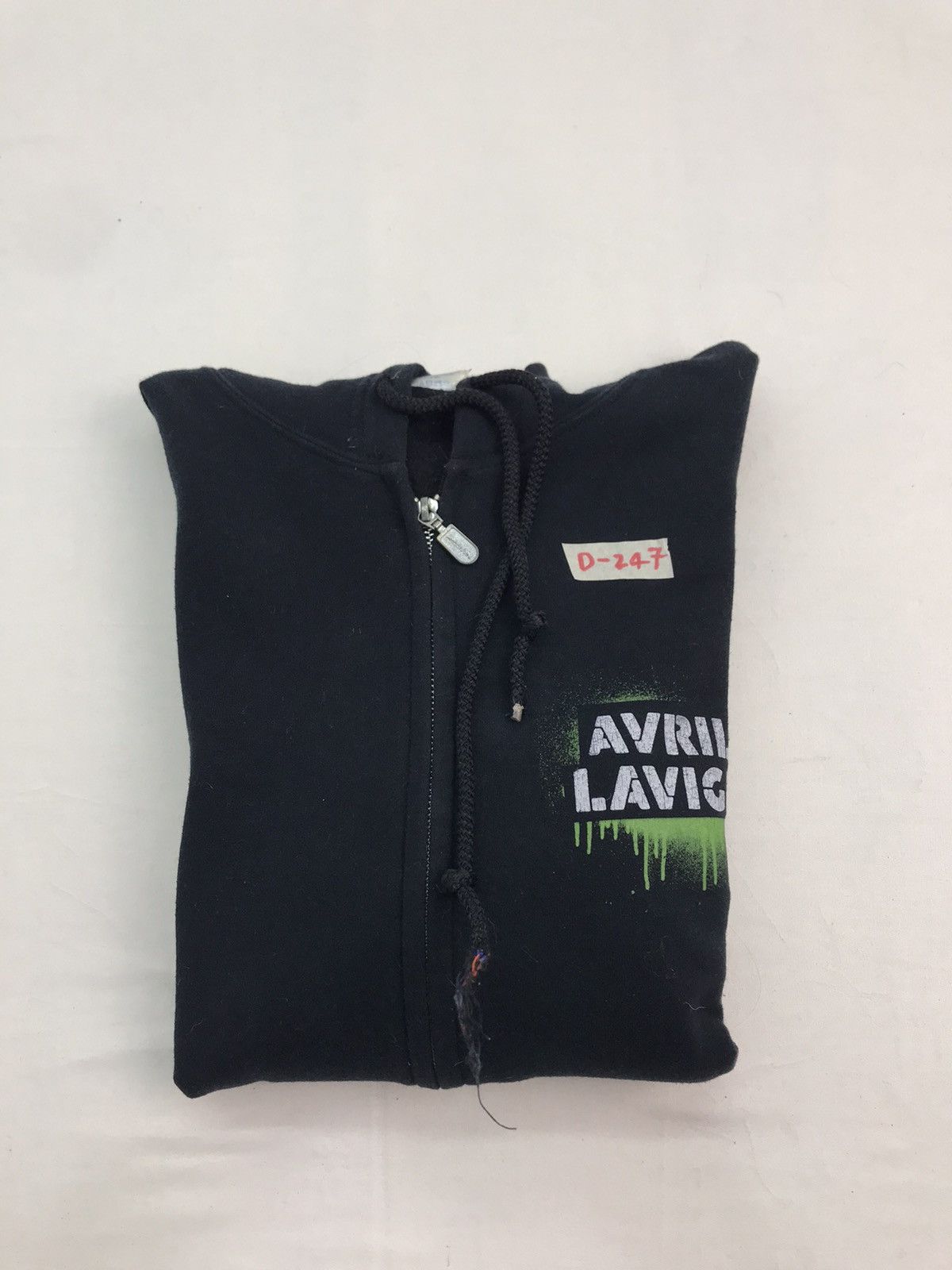 Band Tees Avril Lavigne sweatshirt hoodies skull Size US M / EU 48-50 / 2 - 15 Thumbnail