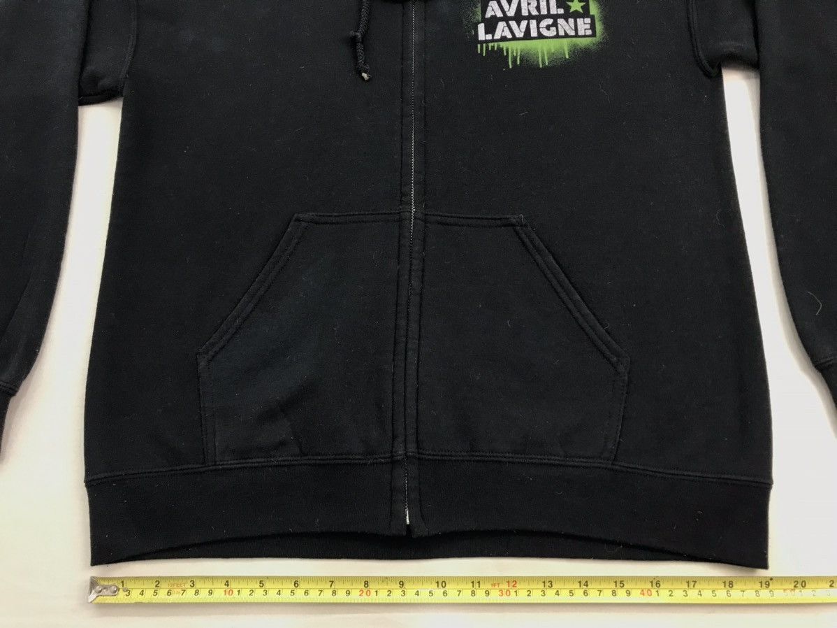 Band Tees Avril Lavigne sweatshirt hoodies skull Size US M / EU 48-50 / 2 - 11 Thumbnail