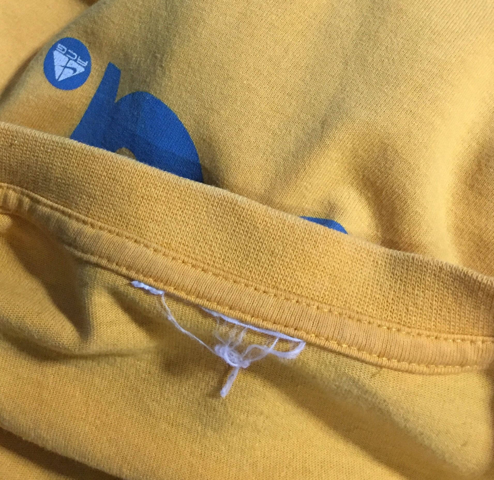 Nike ACG × Vintage Vintage nike acg eat dirt spell Out Logo Tee Shirt Size US M / EU 48-50 / 2 - 7 Thumbnail