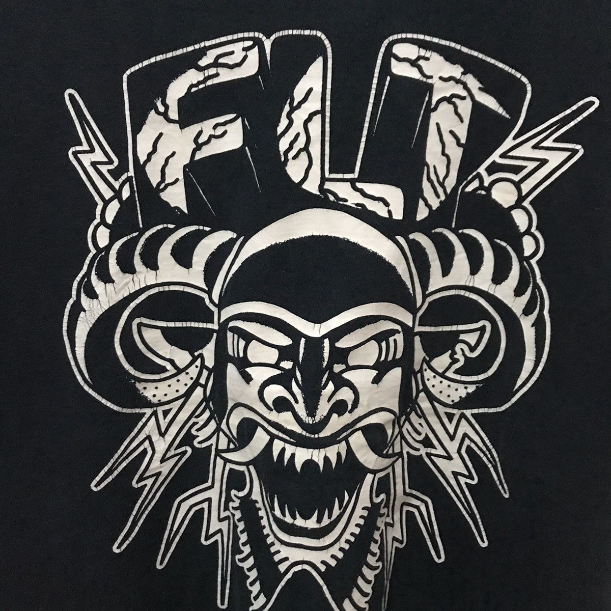 Designer Tatto art heavymetal tshirt Size US L / EU 52-54 / 3 - 8 Thumbnail