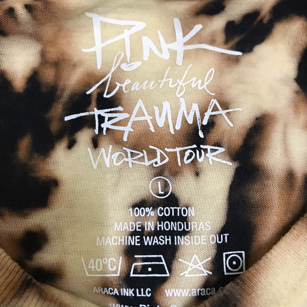 Band Tees Pink beautiful trauma world tour custom made bleach ter Size US M / EU 48-50 / 2 - 9 Thumbnail