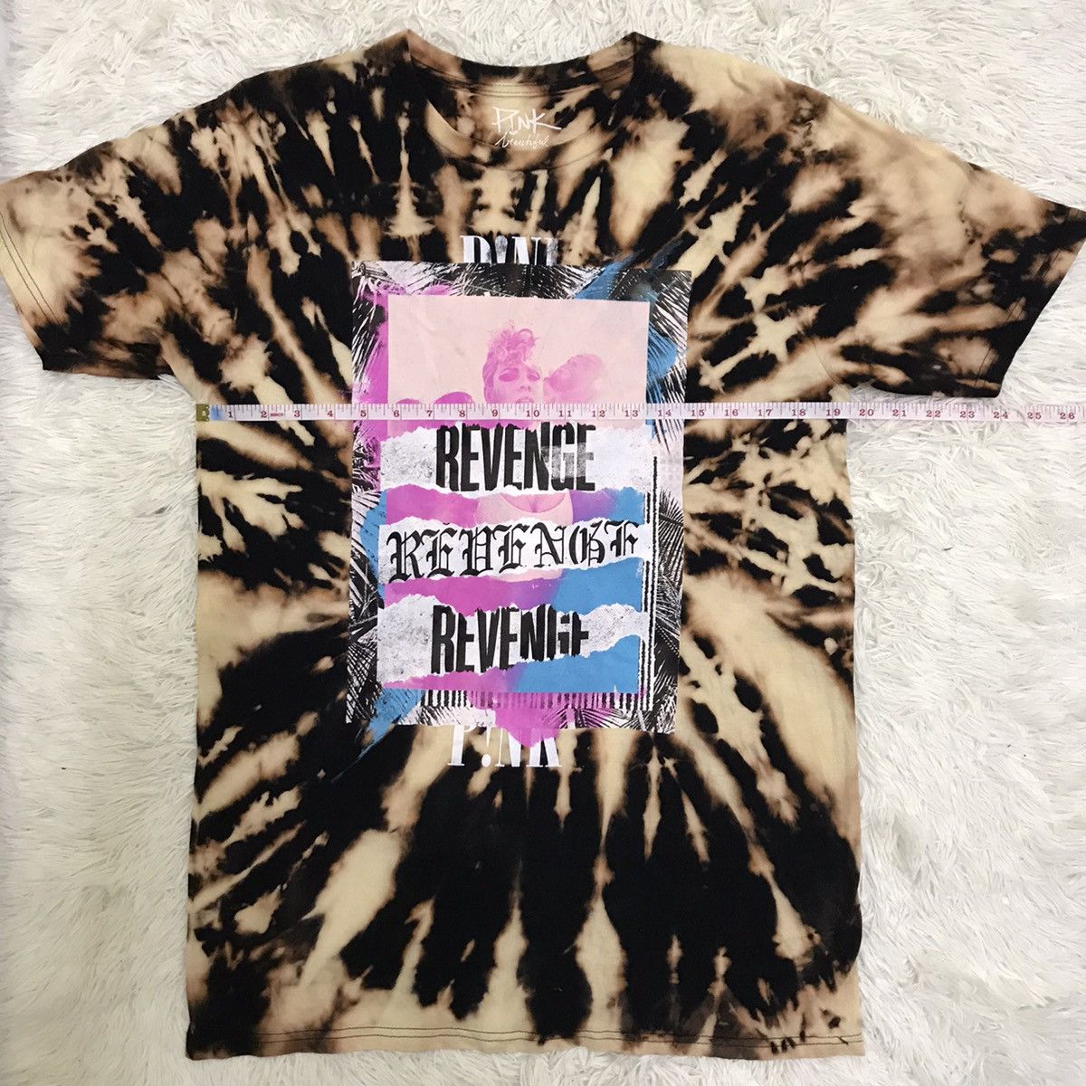 Band Tees Pink beautiful trauma world tour custom made bleach ter Size US M / EU 48-50 / 2 - 6 Thumbnail