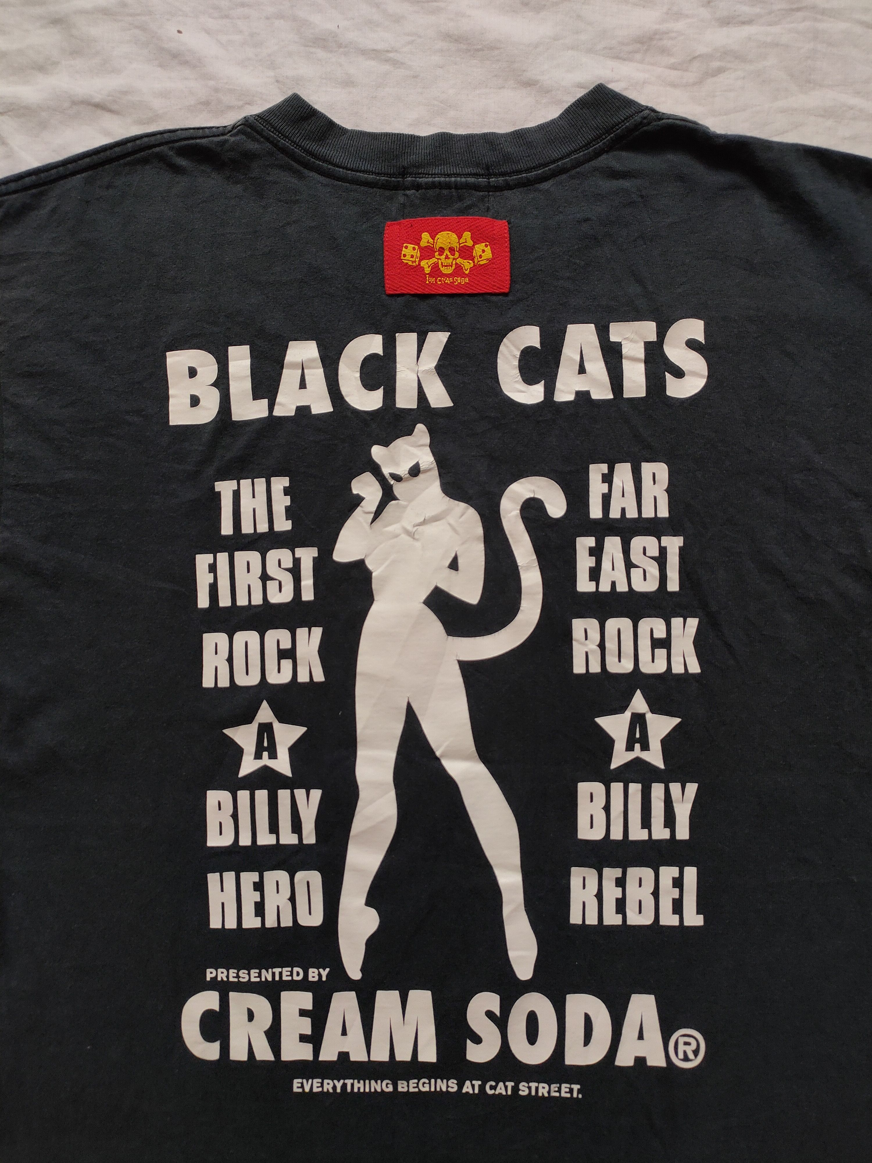Japanese Brand VINTAGE CREAM SODA DRAGON BLACK CATS TSHIRT Size US L / EU 52-54 / 3 - 4 Thumbnail