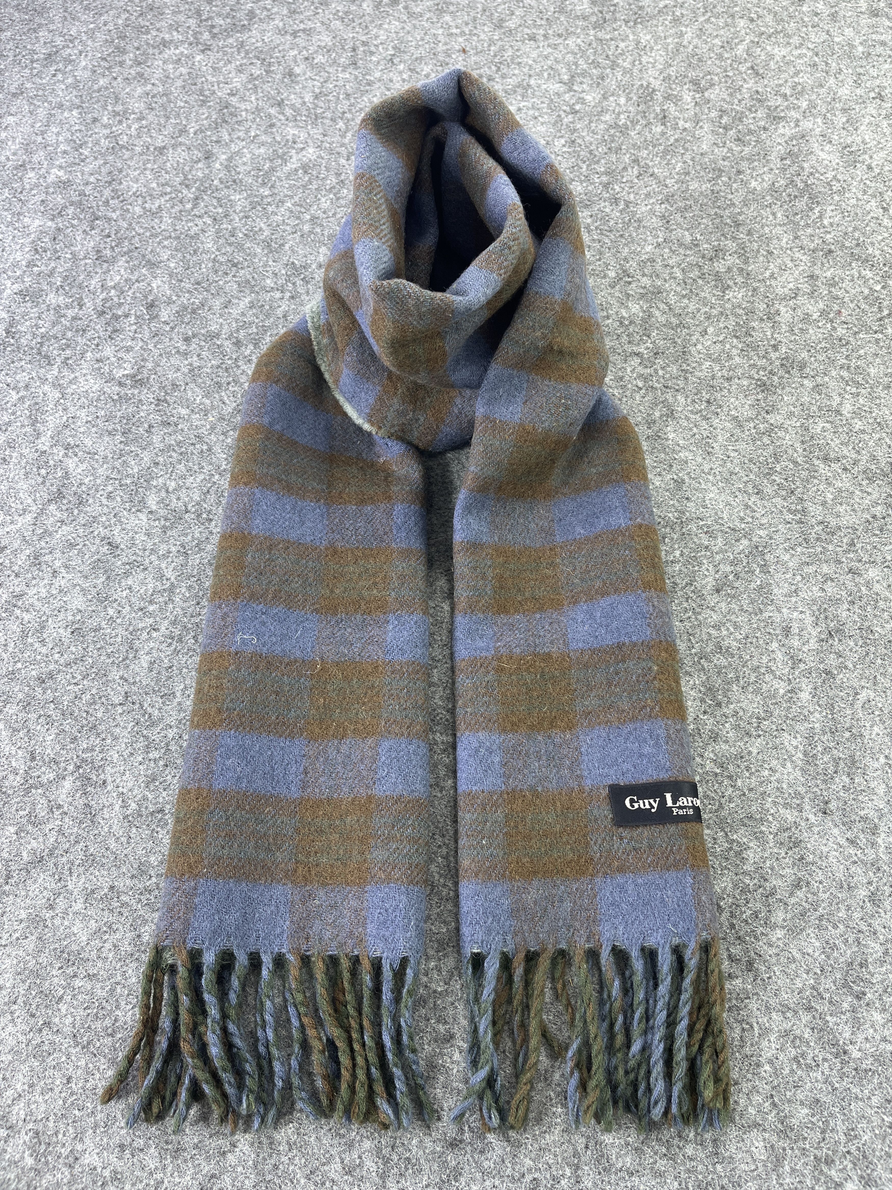 Guy Laroche Checked Scarf / Muffler / Neckwear T315