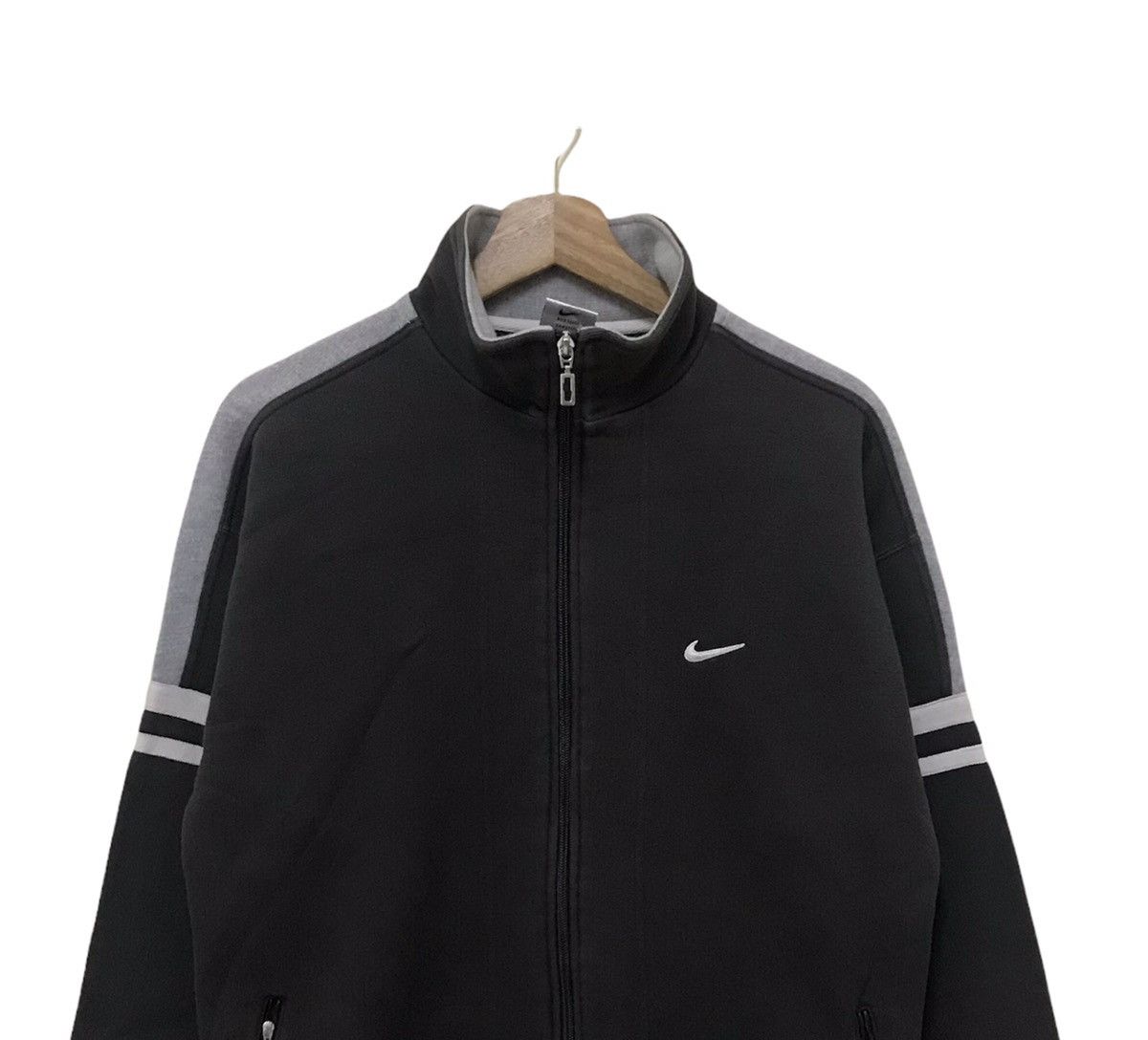 Nike Vintage Nike Swoosh Jacket Size US M / EU 48-50 / 2 - 2 Thumbnail