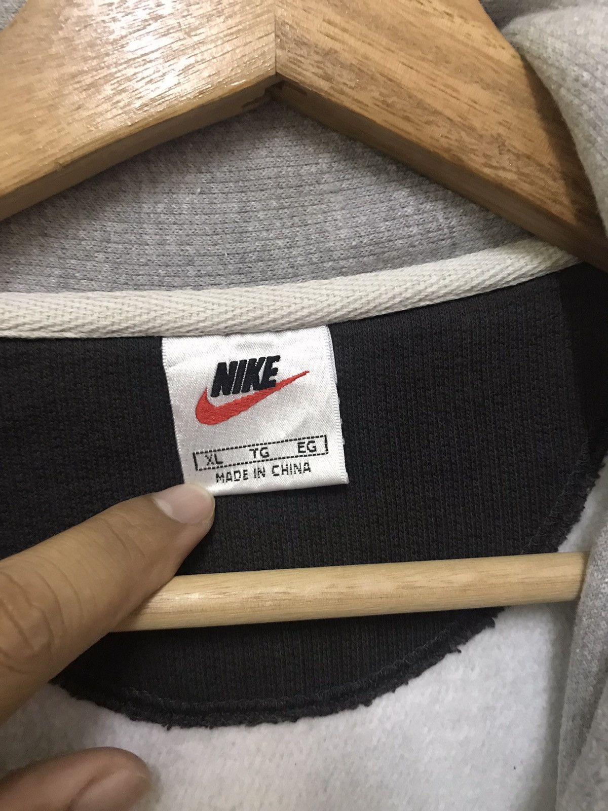 Nike Vintage Nike Swoosh Jacket Size US M / EU 48-50 / 2 - 8 Thumbnail