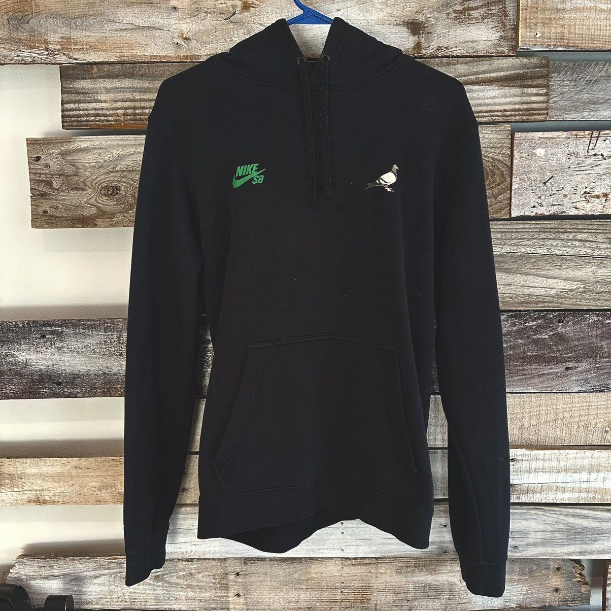 Nike staple pigeon hoodie best sale