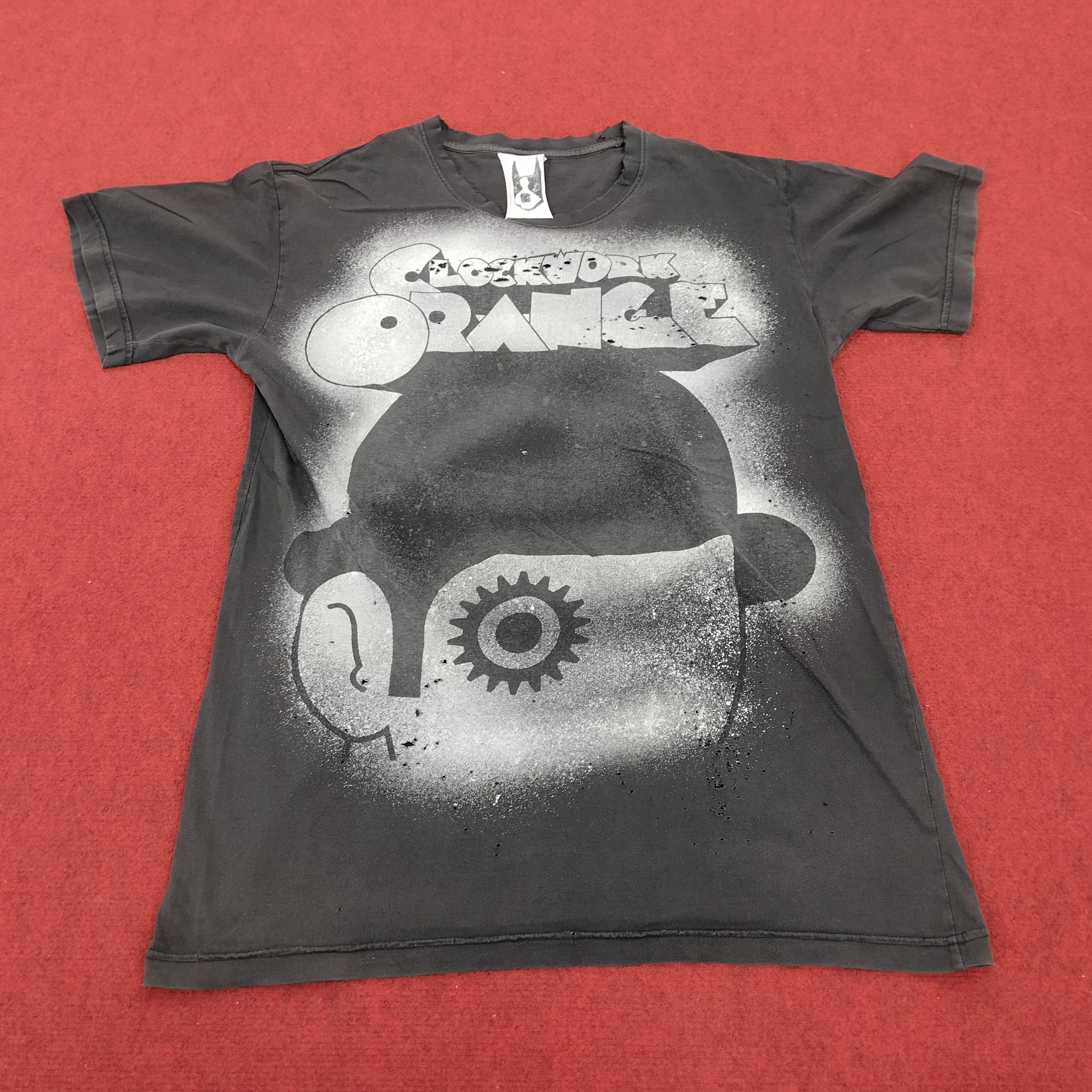 Vintage Clockwork Orange American Crime Film Tshirt dp1 Size US L / EU 52-54 / 3 - 1 Thumbnail